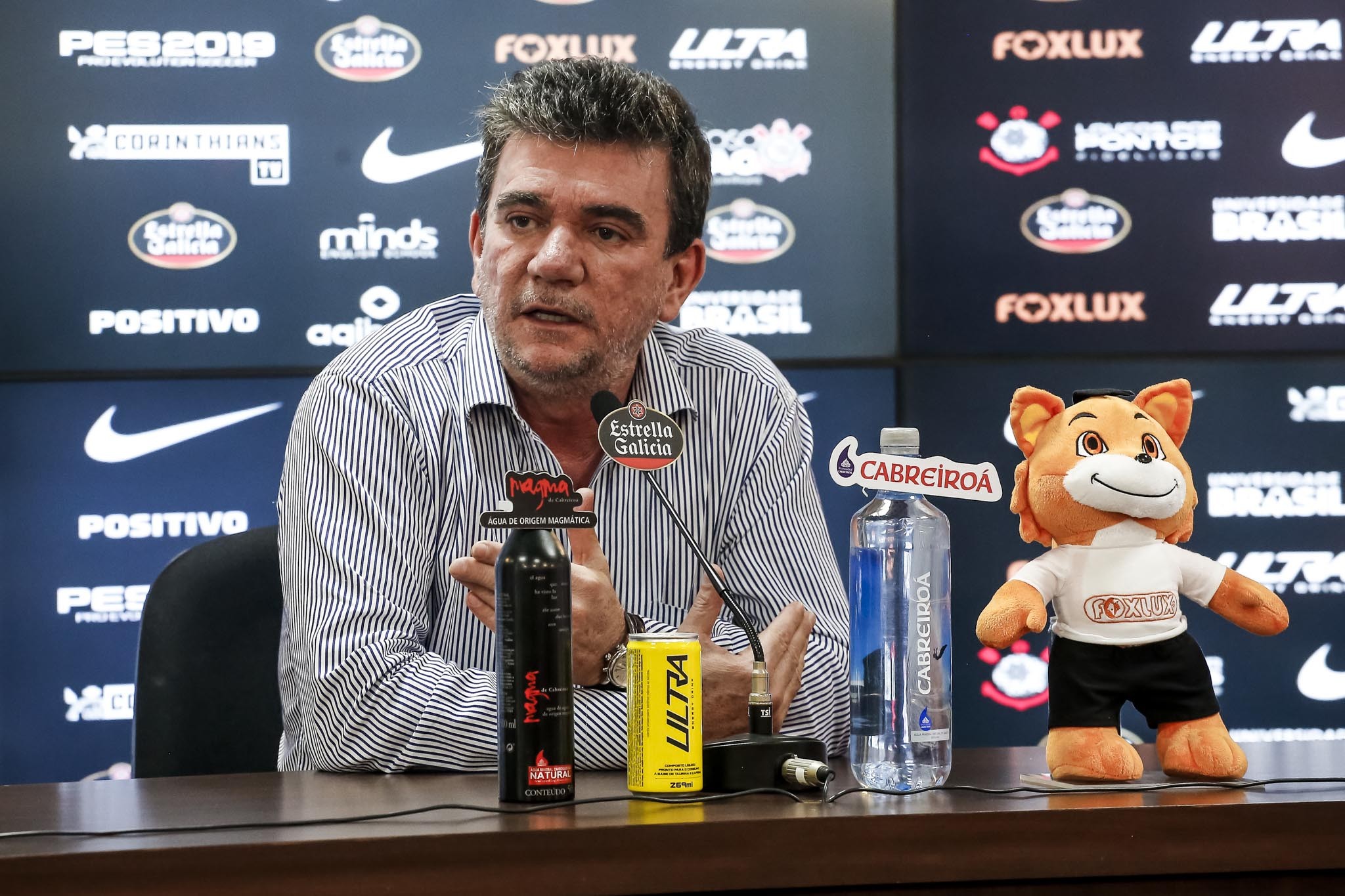 Andrés Sánchez reembolsa Corinthians por despesas no cartão corporativo.