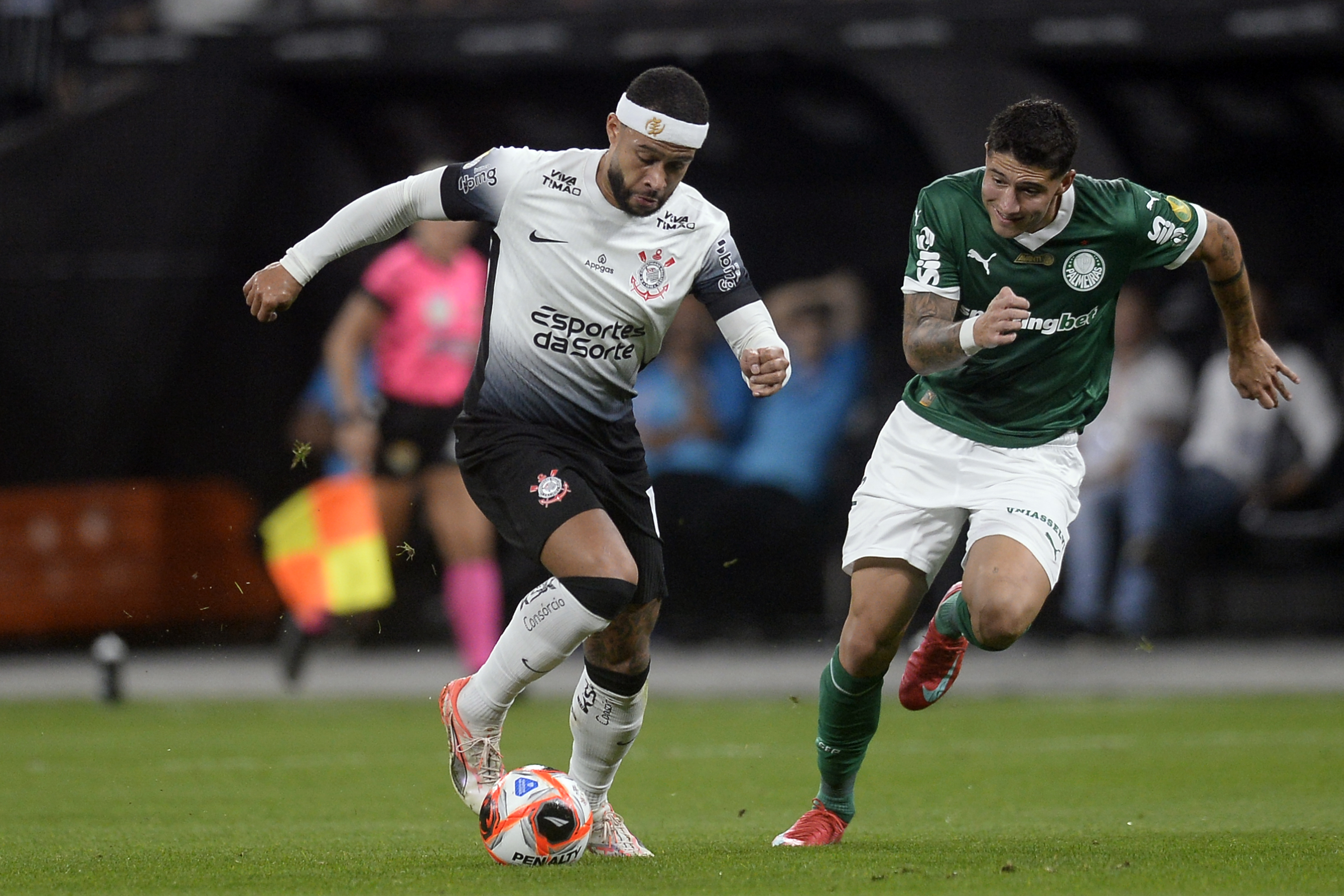JOGO DA VIDA! Corinthians mira vitória no Derby para manter equilíbrio em clássicos em 2025