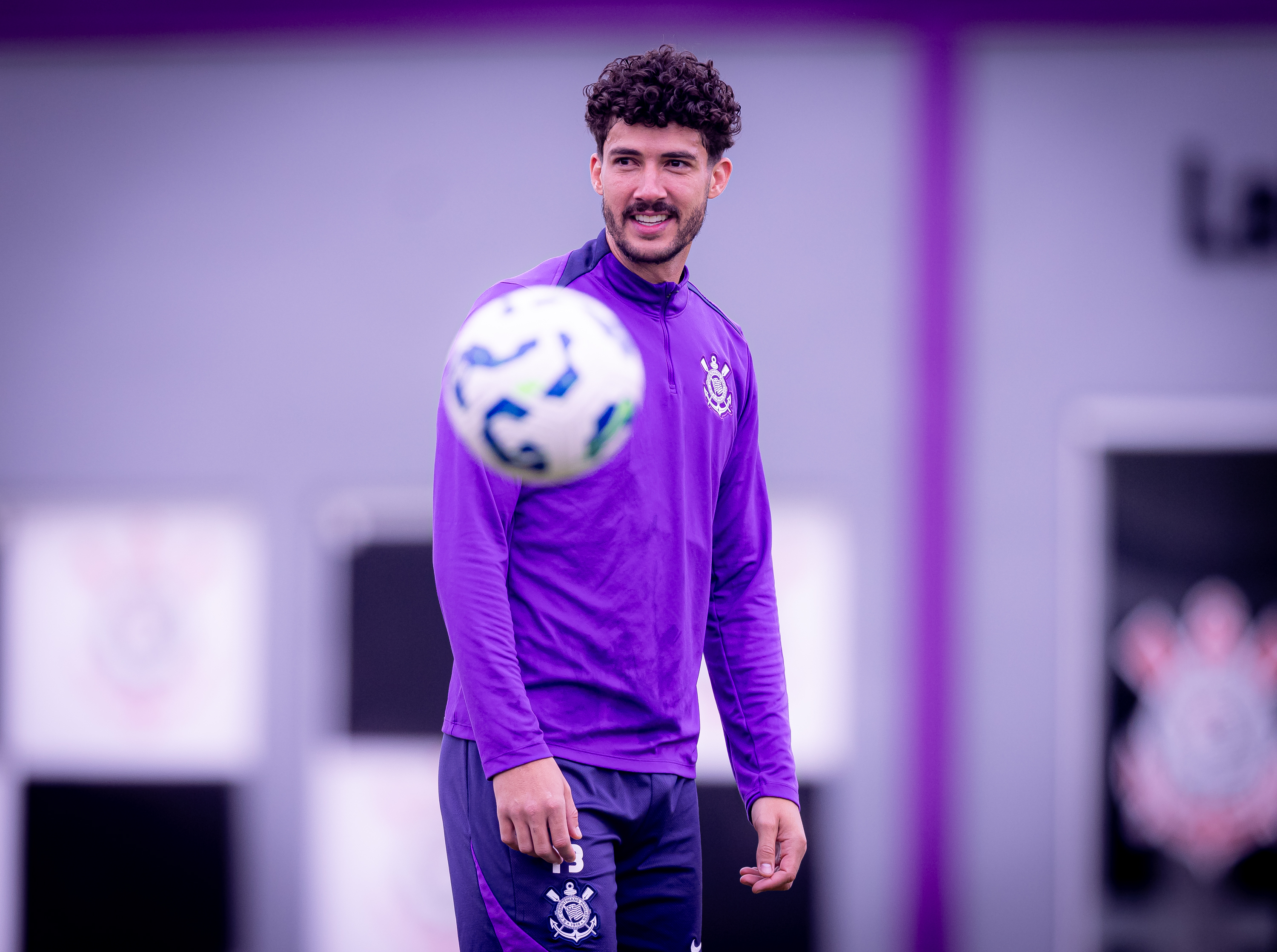 Gustavo Henrique pede Corinthians intenso em seu retorno aos gramados.