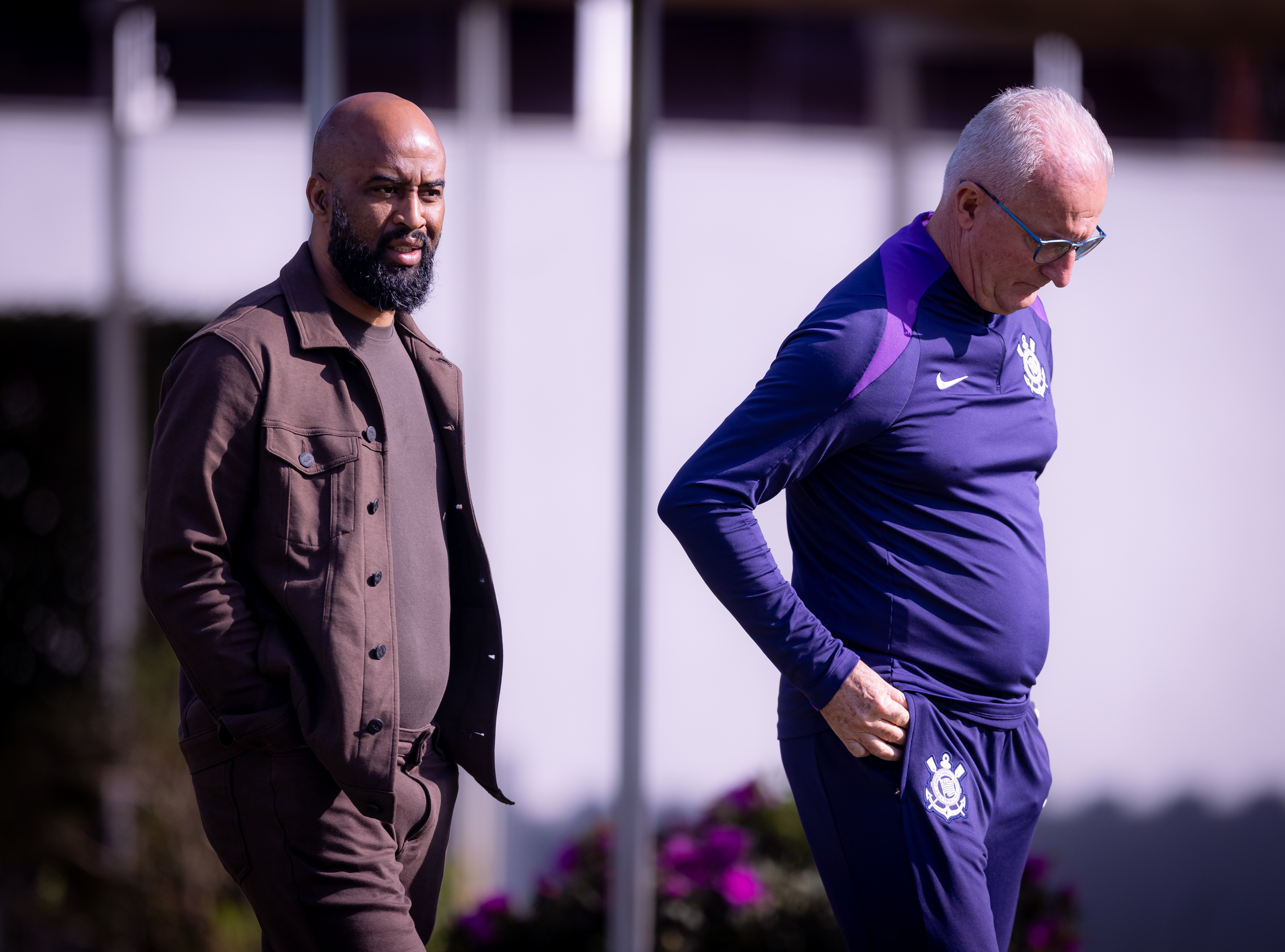 Dirigente do Corinthians recebe pedido de 