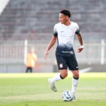 Imagem referente à matéria - Filho de ex-atleta do Corinthians se destaca na base e atrai interesse de time do exterior