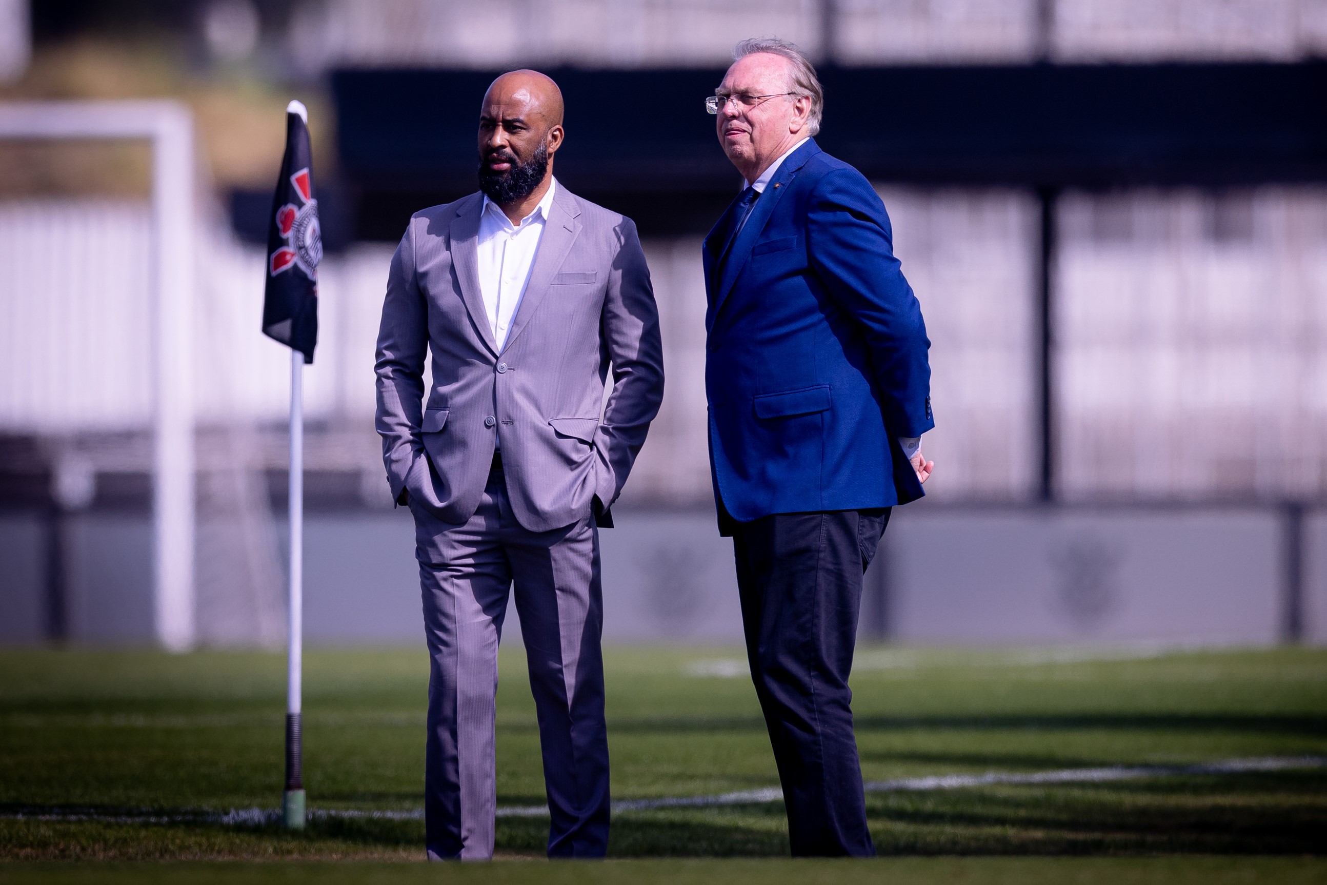 CRISE SEM FIM! Corinthians acumula prejuízo e precisa arrecadar quantia astronômica até o fim do ano!