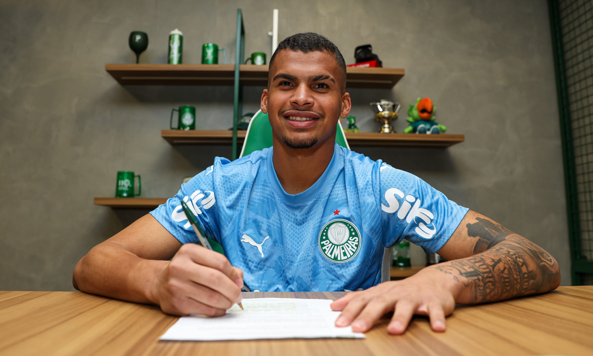Palmeiras renova contrato do goleiro Aranha, destaque no time sub-20; saiba mais