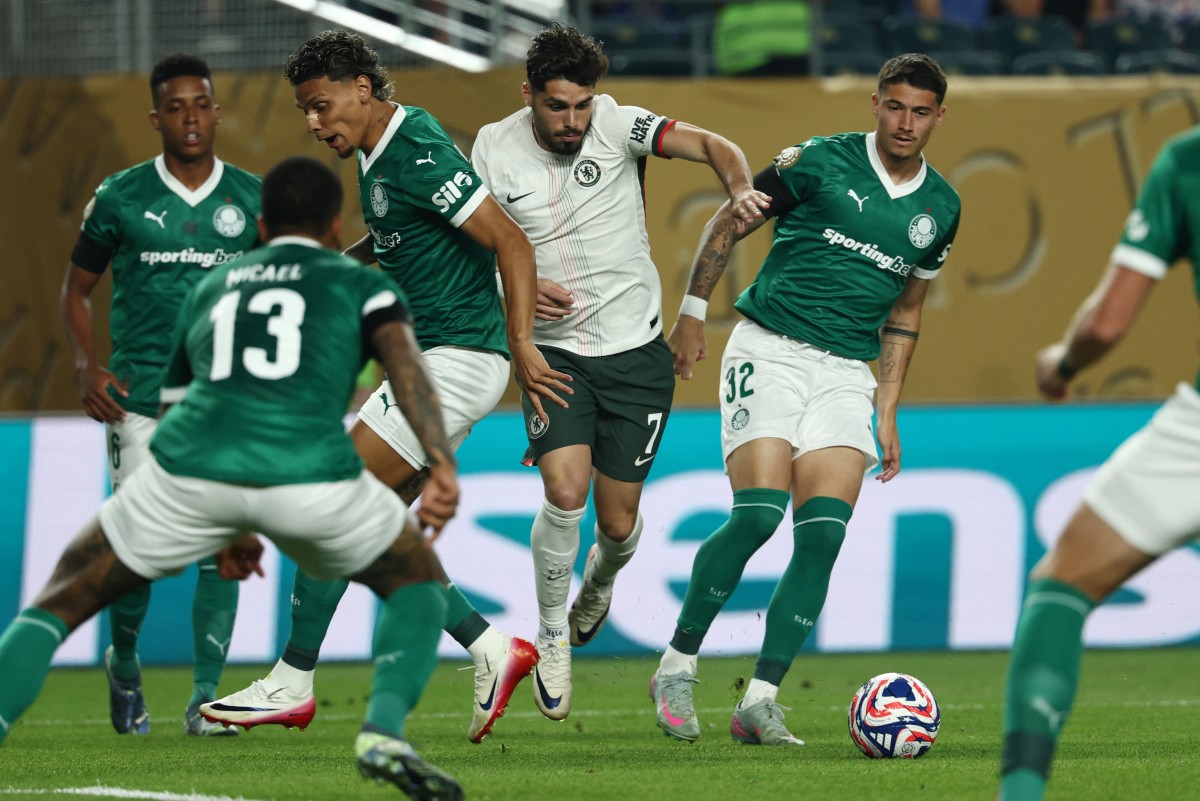 Palmeiras e Chelsea: Imagens do Confronto nas Quartas de Final do Mundial de Clubes