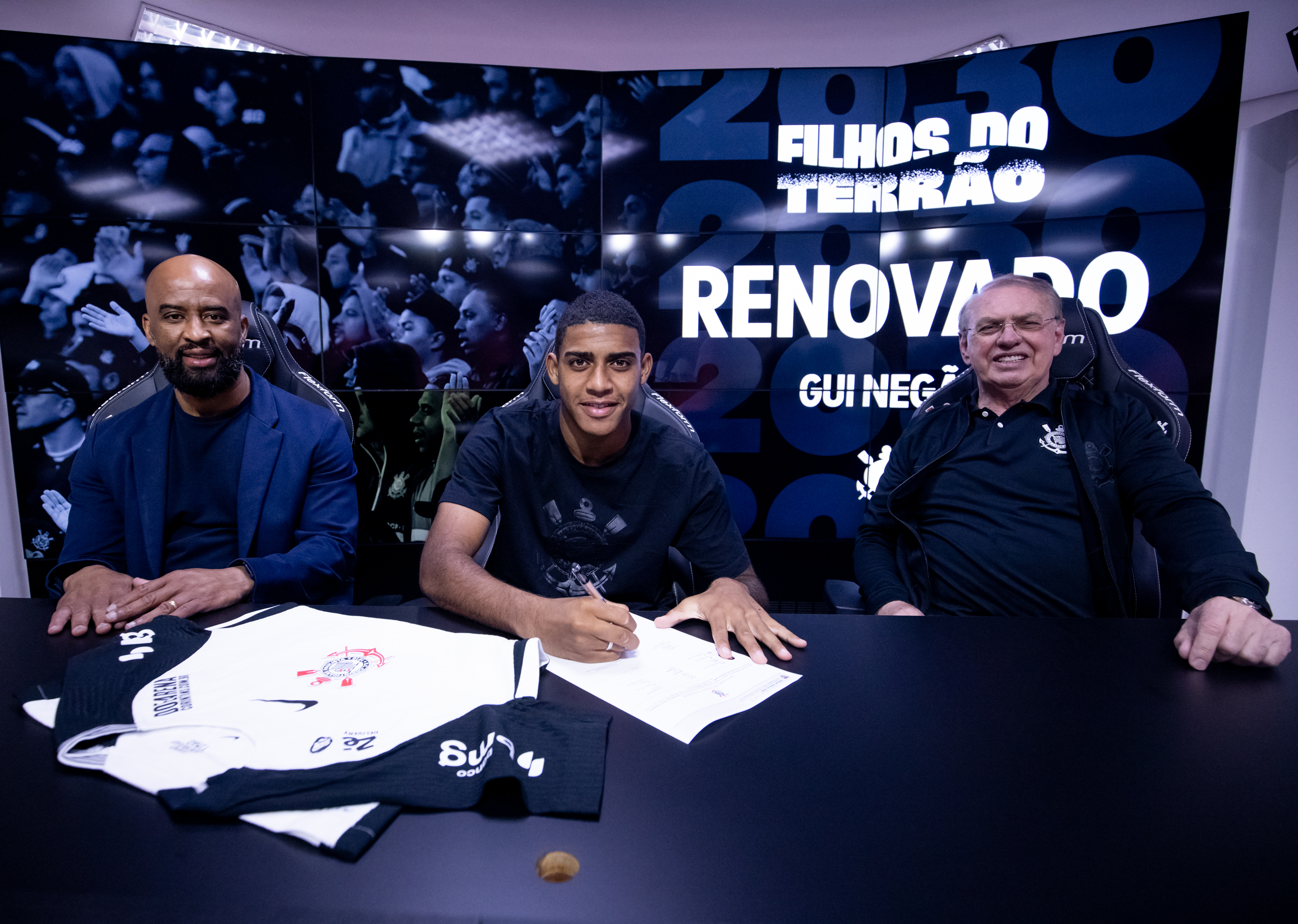 Corinthians prorroga contrato do atacante Gui Negão até 2030