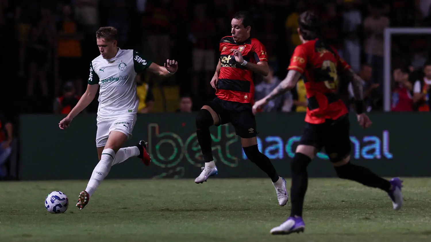 HOJE! Palmeiras enfrenta o Sport no Brasileirão; Saiba onde assistir!