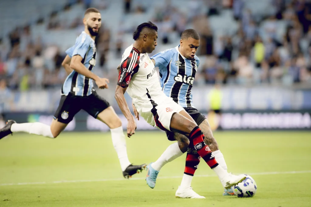 Flamengo x Grêmio: onde assistir, estatísticas e escalações