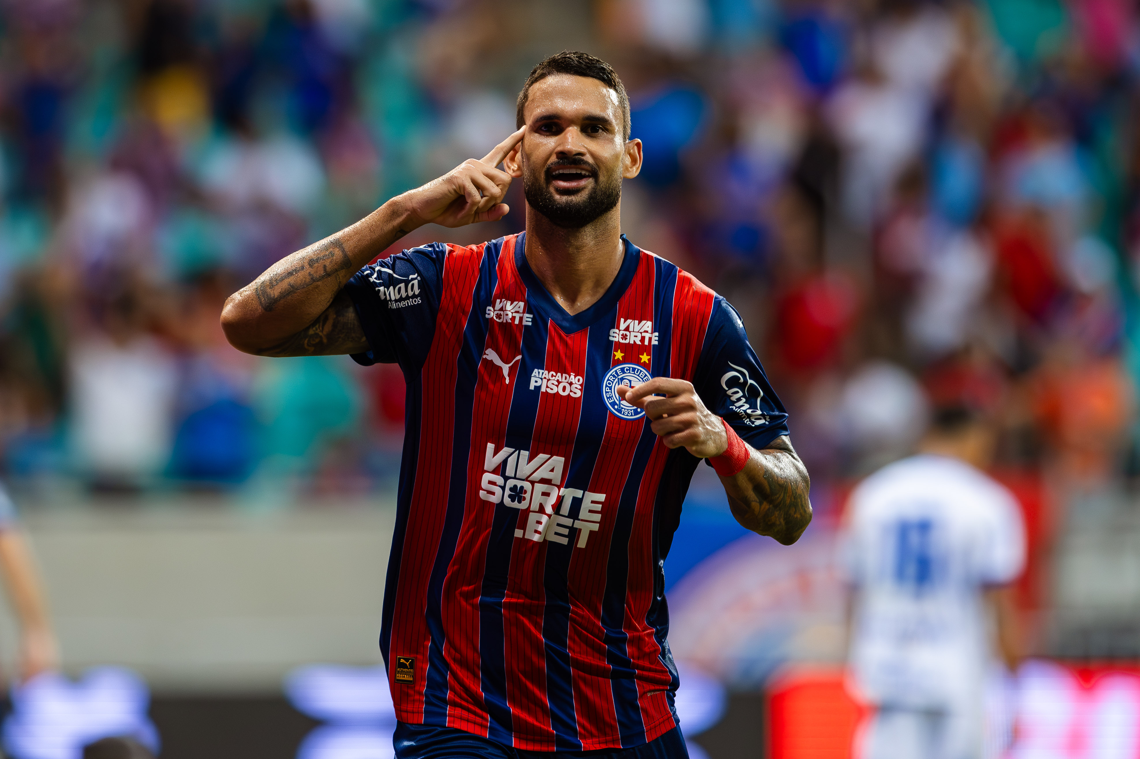 Marcar gol no Corinthians seria bom para Willian José em jogo contra o Bahia.