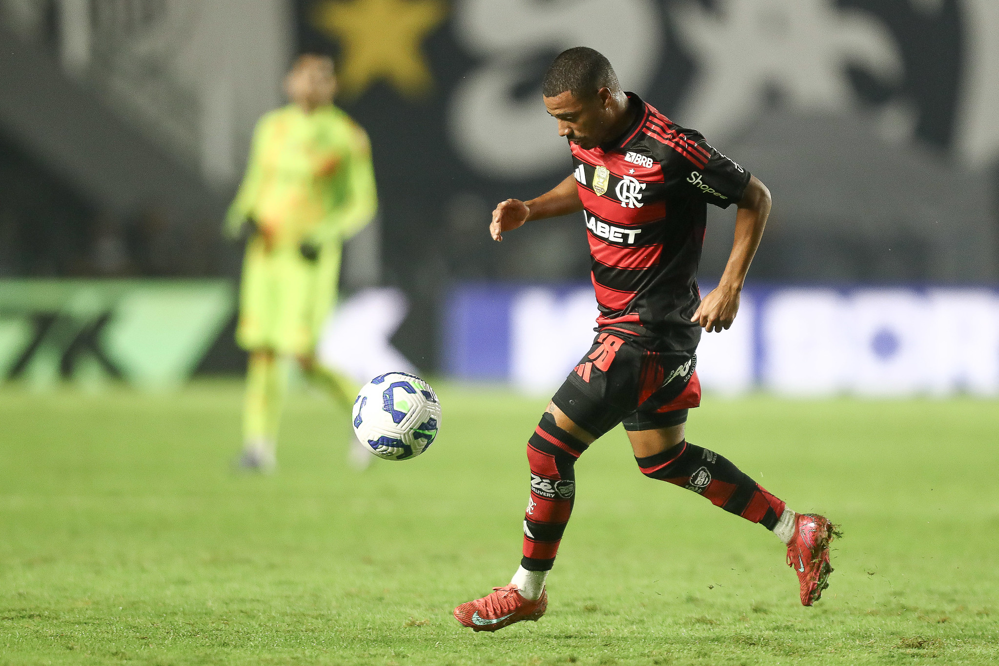 Irmão de De La Cruz Acredita em Retorno de Jogador do Flamengo ao River Plate
