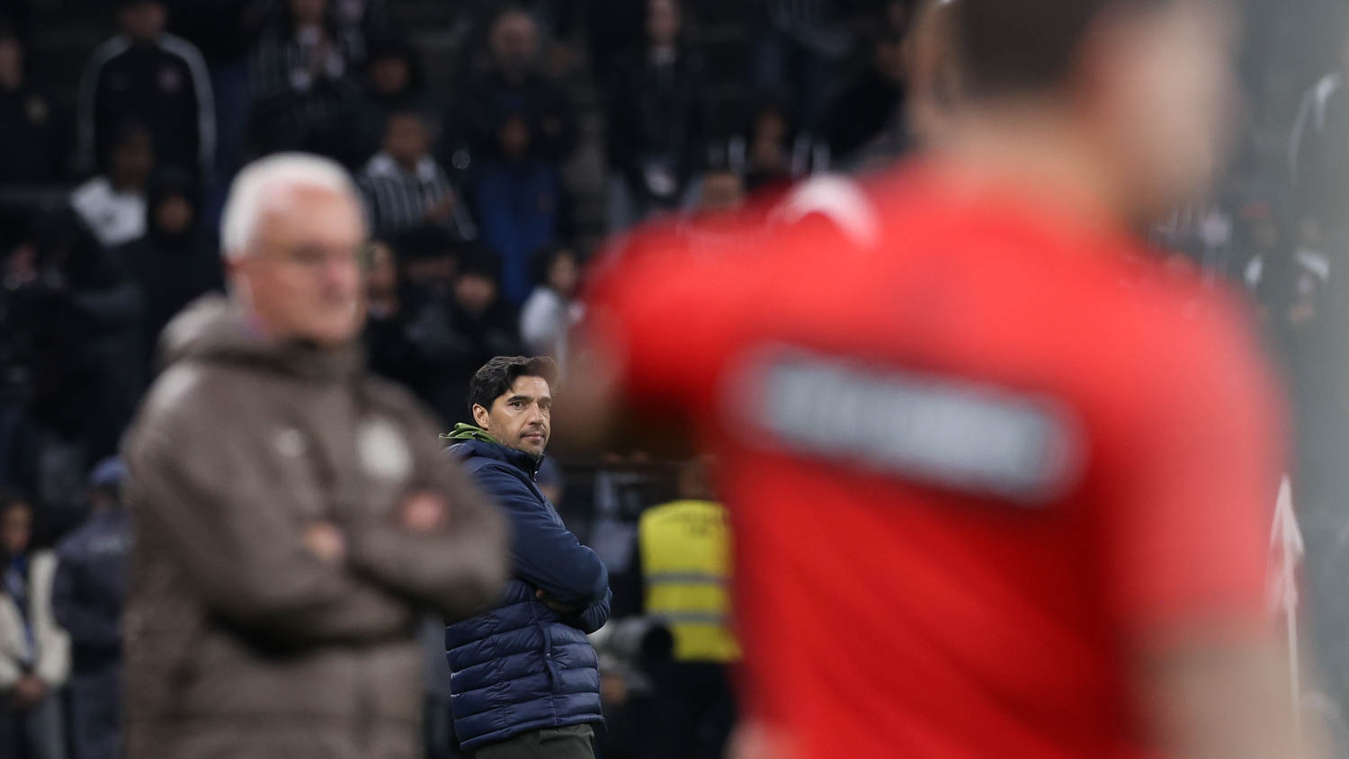 Corinthians confia em histórico de Dorival para superar o Palmeiras no confronto.