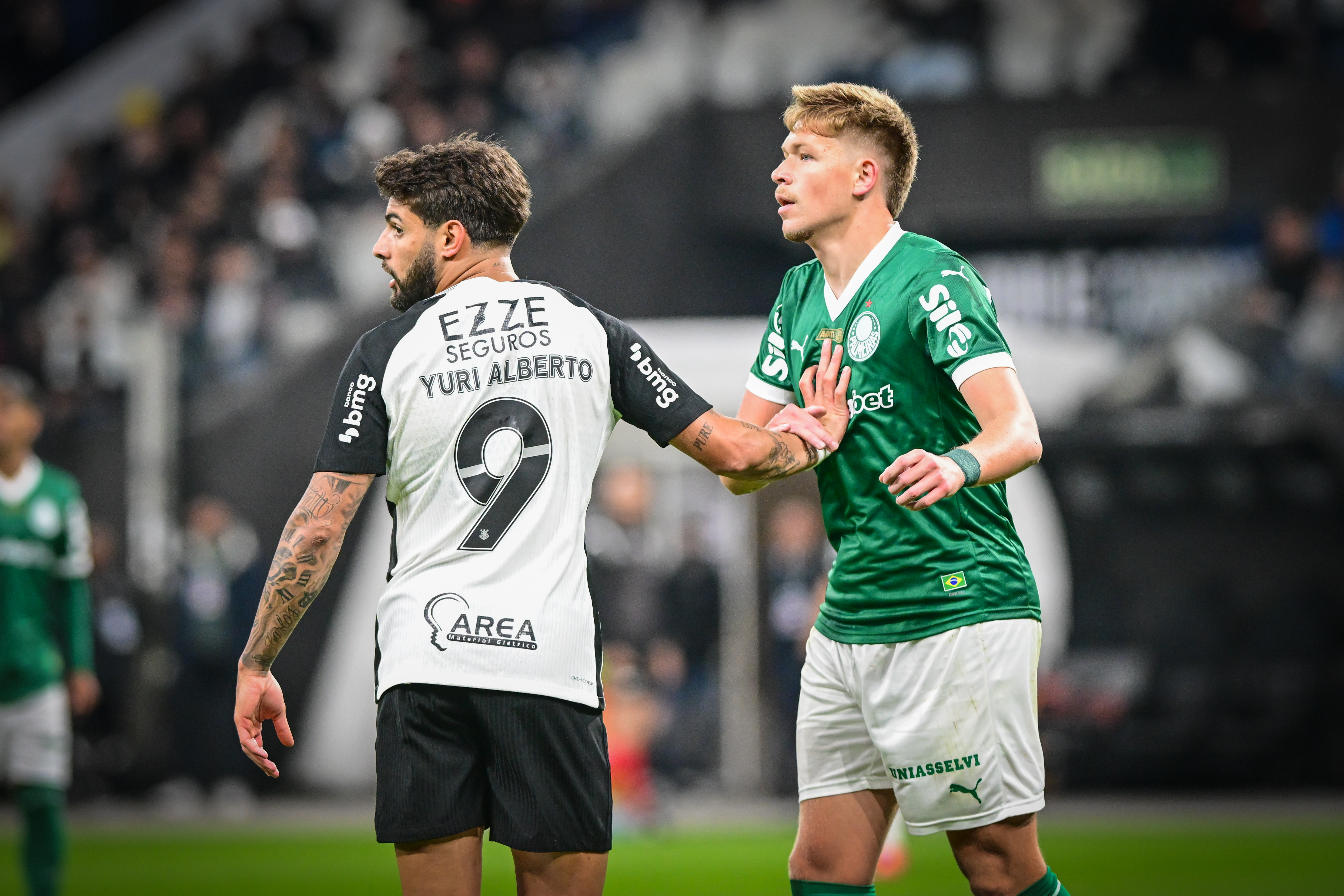 Mandantes mantêm supremacia no Derby com torcida única em São Paulo
