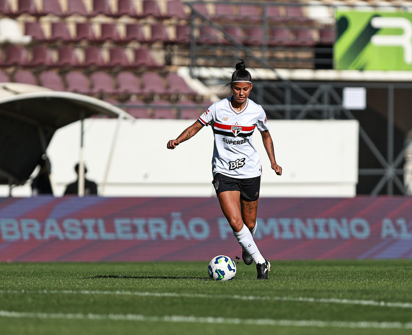 Kaká aposta na virada do São Paulo contra o Corinthians: 