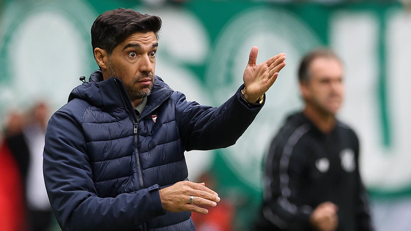 DEBAIXO DE PRESSÃO! Abel Ferreira fala em “caos total” no Palmeiras após protestos