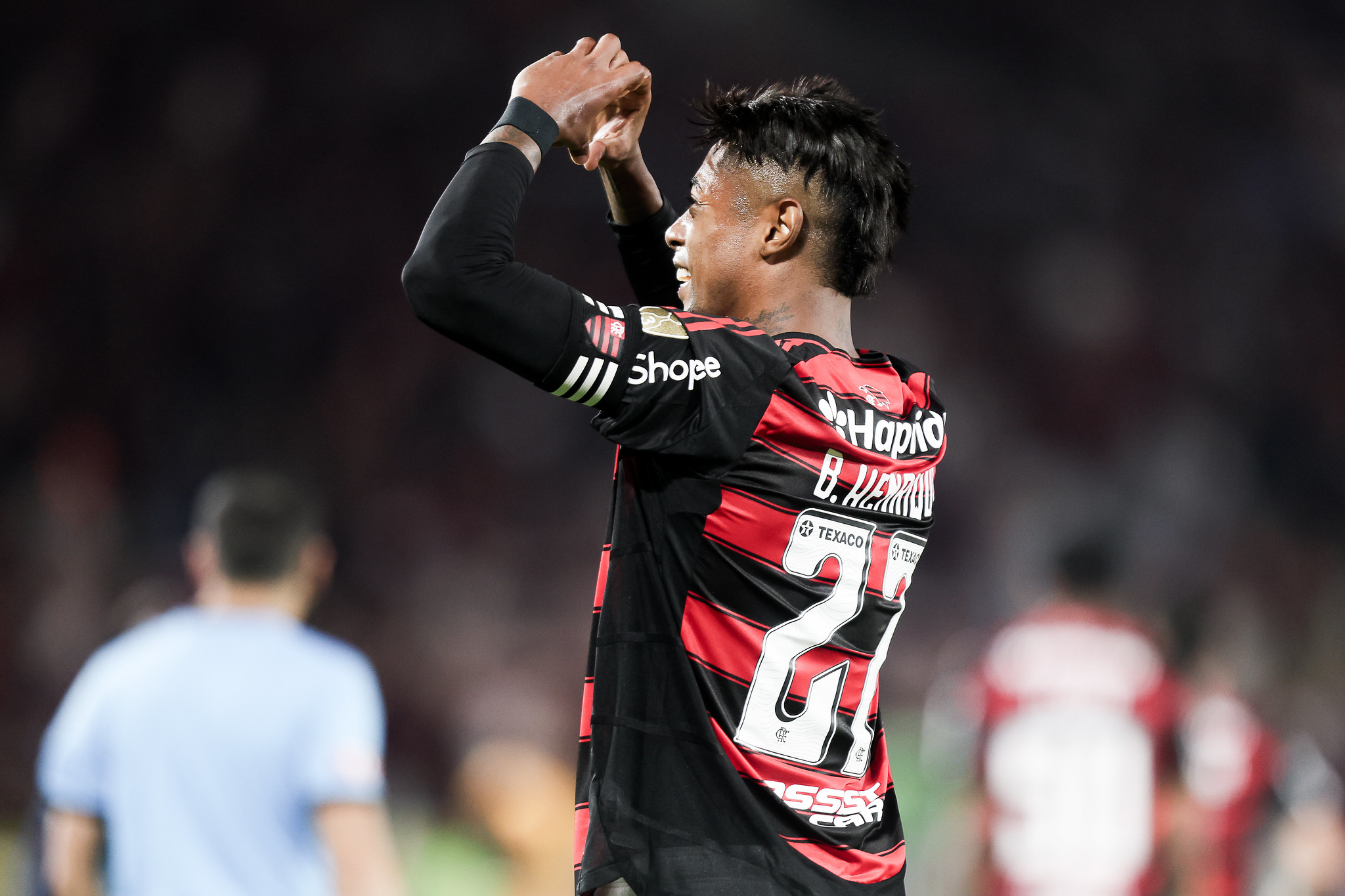 Domínio do Flamengo sobre o Internacional requer ajustes, destaca Bruno Henrique.