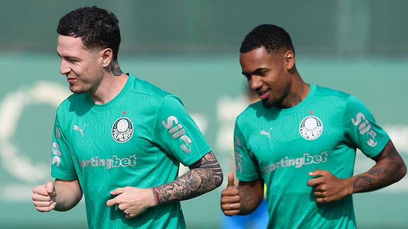 Último Treino do Palmeiras Antes de Enfrentar o Botafogo: Imagens do Preparo Essencial.