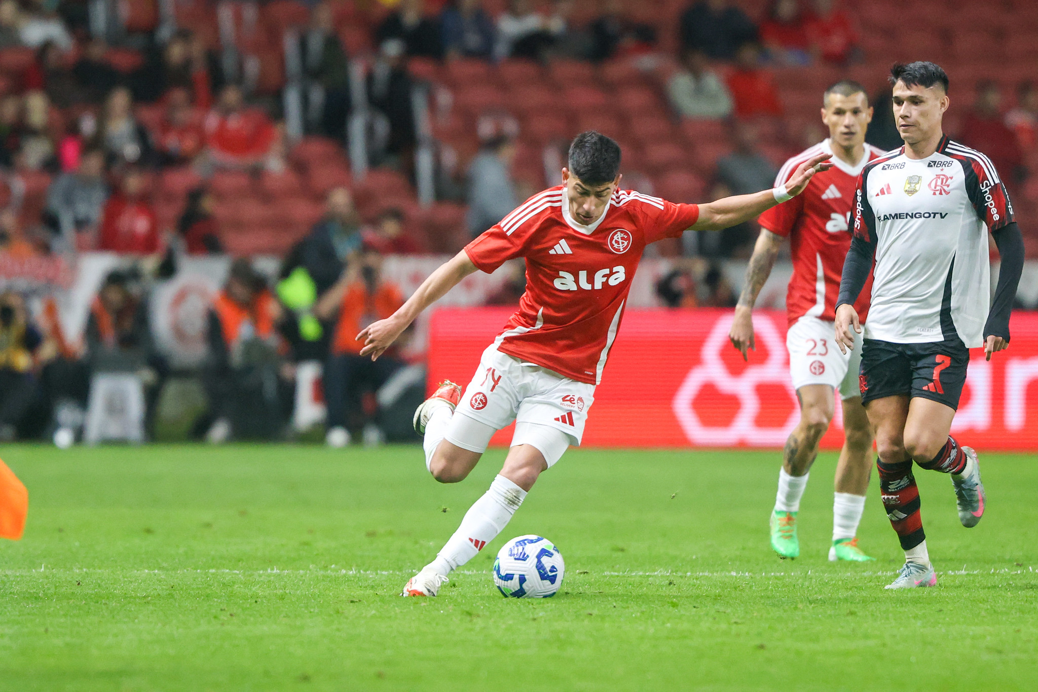 Internacional terá estádio lotado de sócios-torcedores em jogo contra o Flamengo