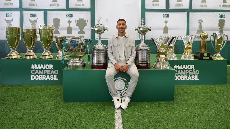 Palmeiras encerra vínculo com Marcos Rocha após sete anos no clube