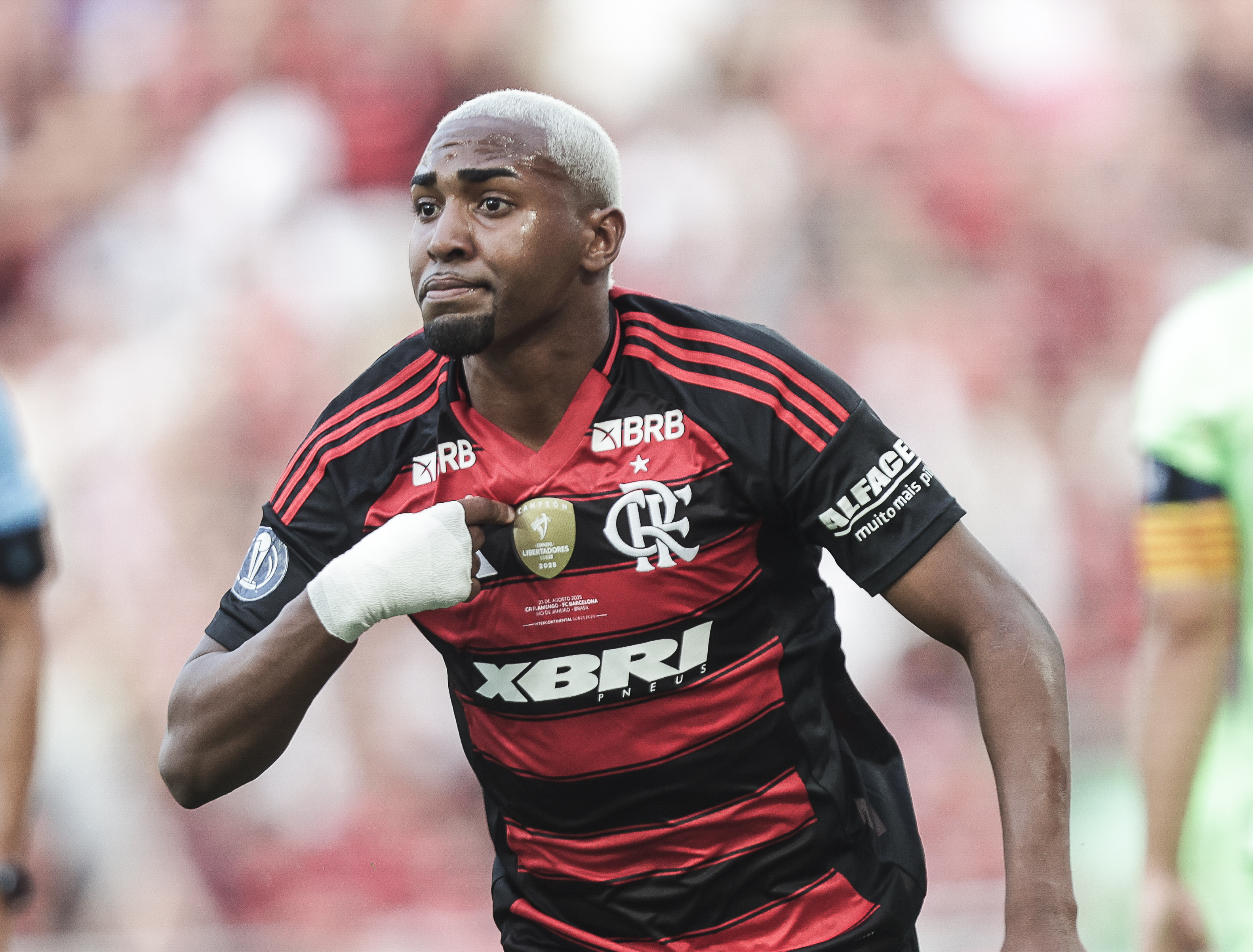 ADEUS! Clube italiano se aproxima de acordo pela promessa do Flamengo