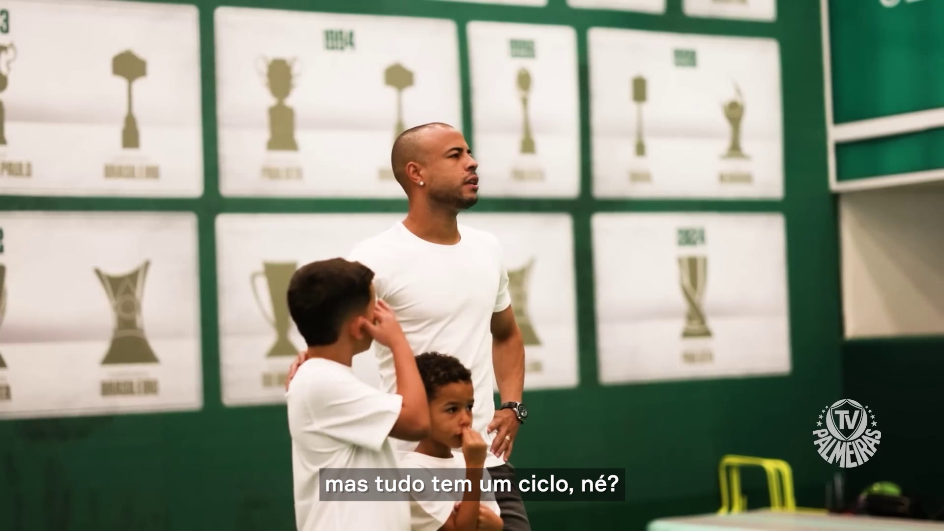 novo reforço do santos se despede do elenco do palmeiras: assista