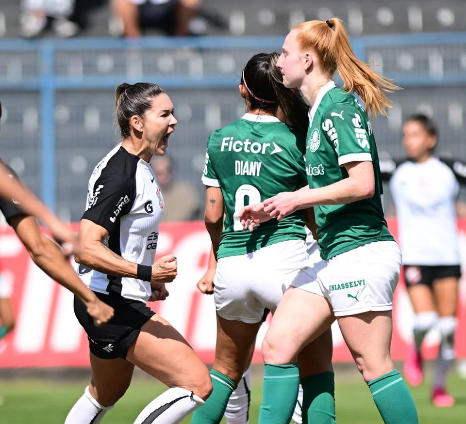 Corinthians repete a dose do meio de semana e vence o Palmeiras pelo Paulistão feminino