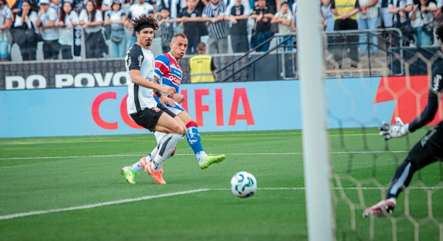 Corinthians preserva titulares e empata com Fortaleza antes do Derby.