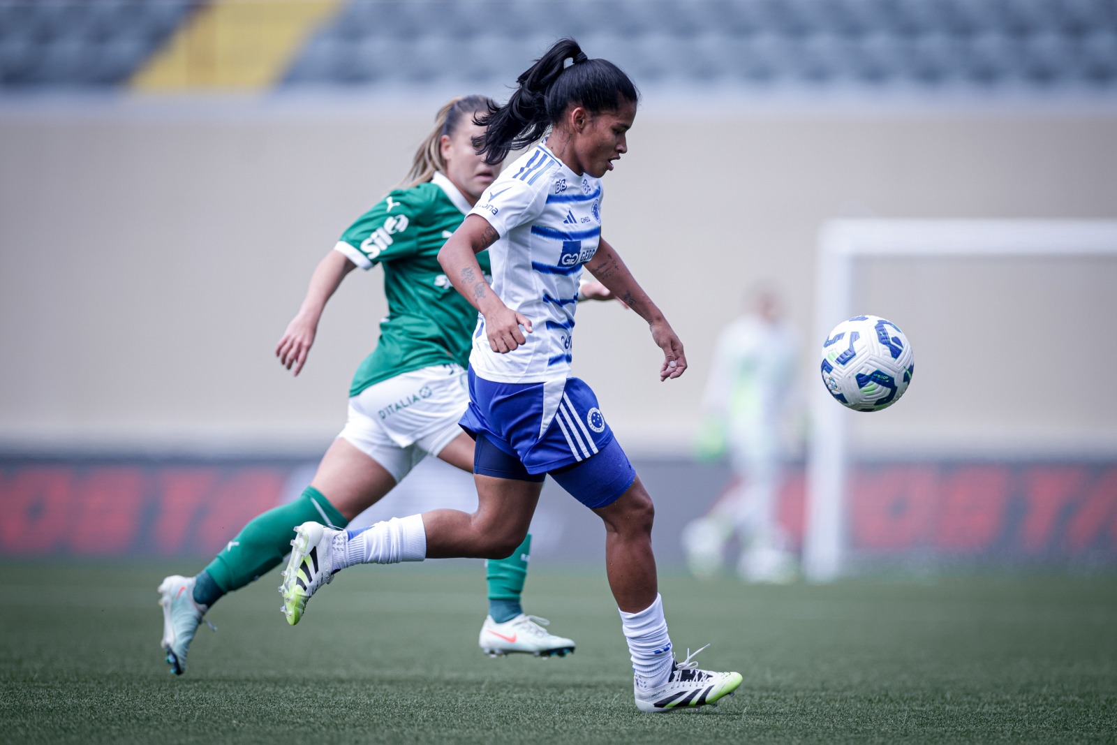 Cruzeiro conquista virada sobre Palmeiras na semifinal do Brasileirão Feminino