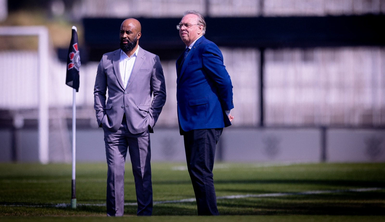 Corinthians contrata executivo para otimizar custos na Arena e busca CEO no Parque