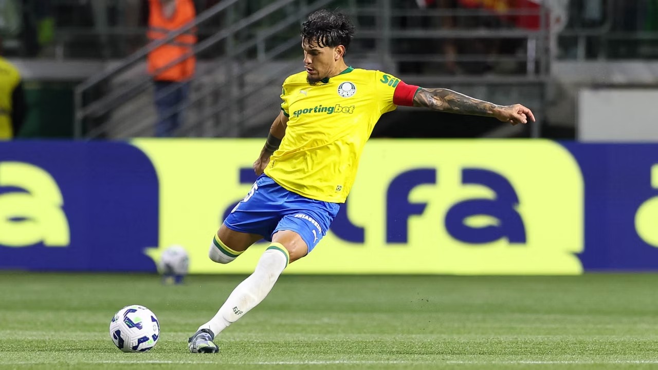 Palmeiras busca igualar melhor série defensiva da temporada contra o Corinthians