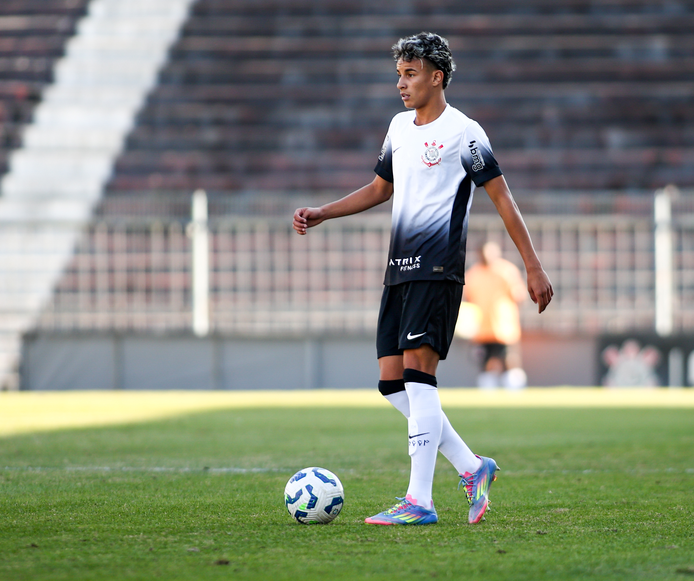 Corinthians empata com Cuiabá em jogo movimentado pelo Brasileiro sub-17