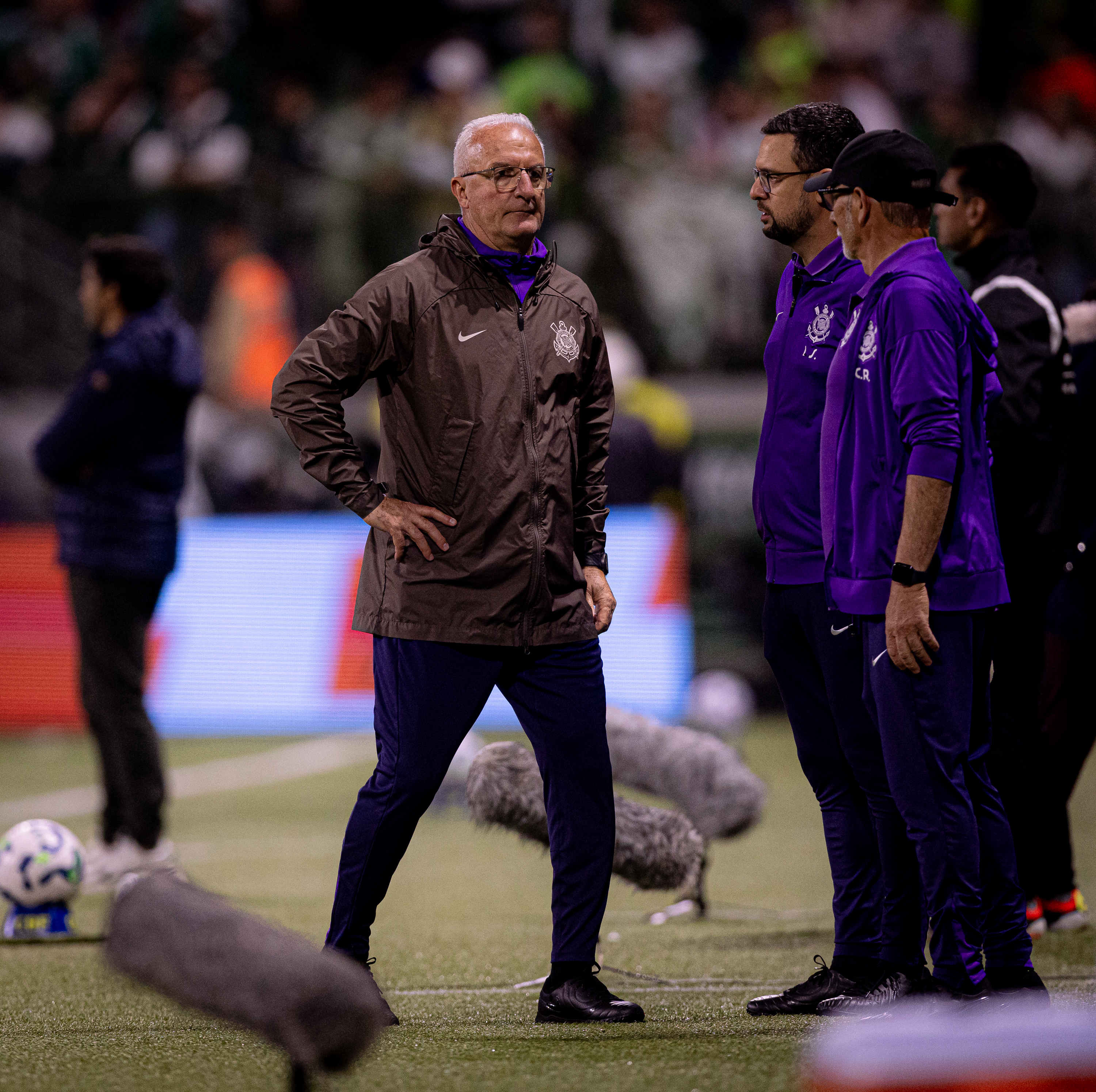 Dorival elogia postura combativa do Corinthians em classificação para a próxima fase.