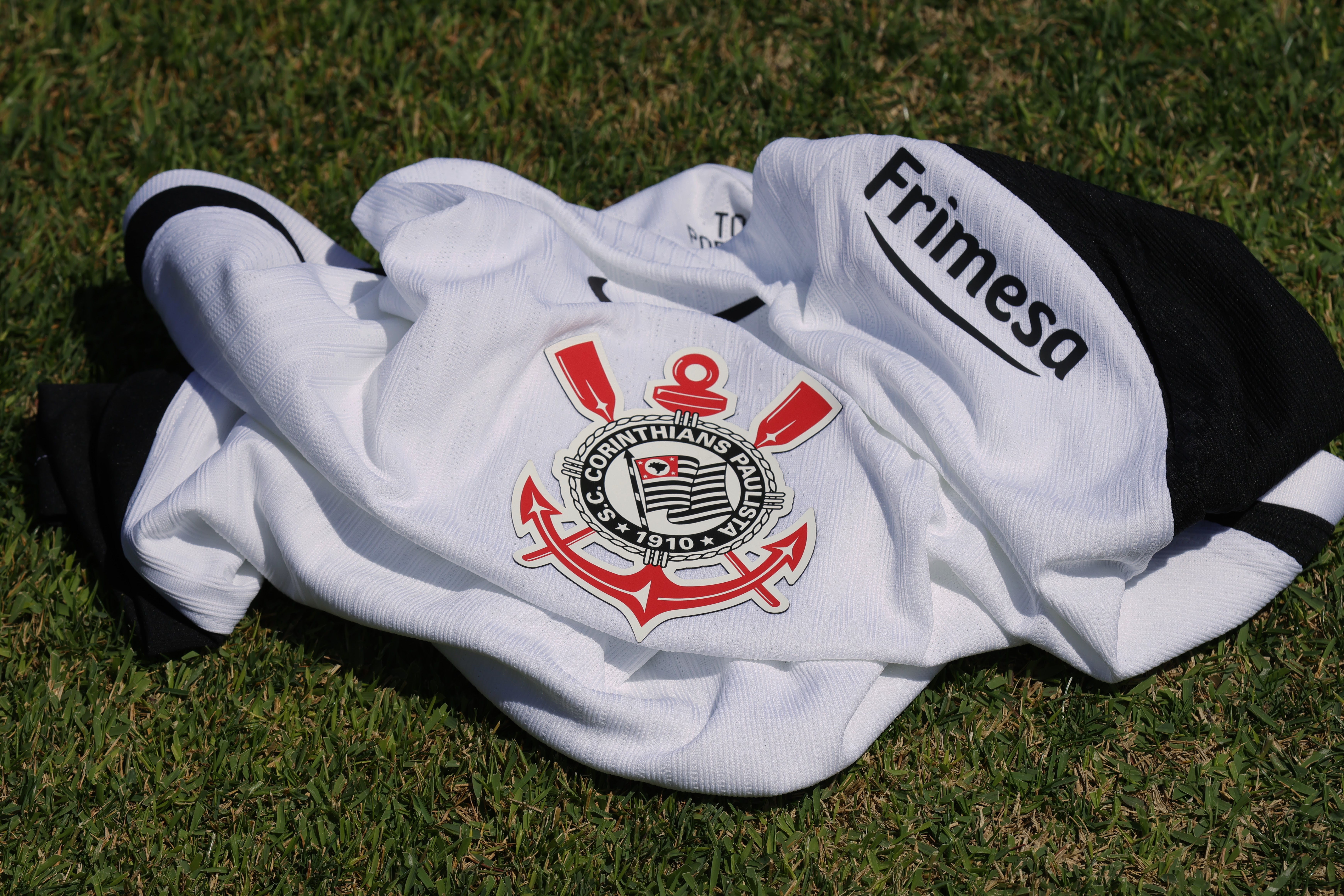 Corinthians fecha parceria com empresa alimentícia e fortalece sua marca no mercado