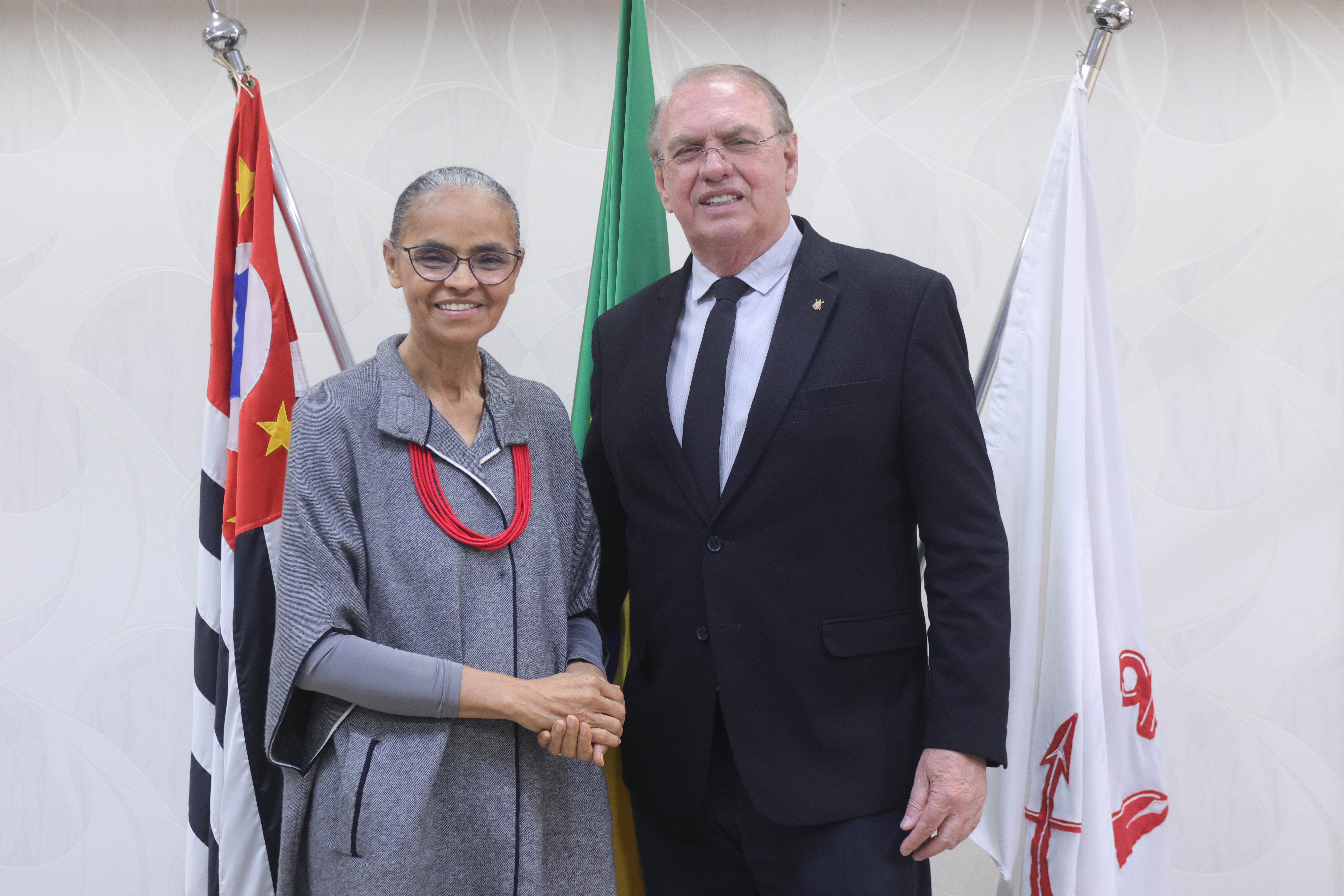 ENCONTRO HISTÓRICO! Ministra visita Parque São Jorge e elogia projeto