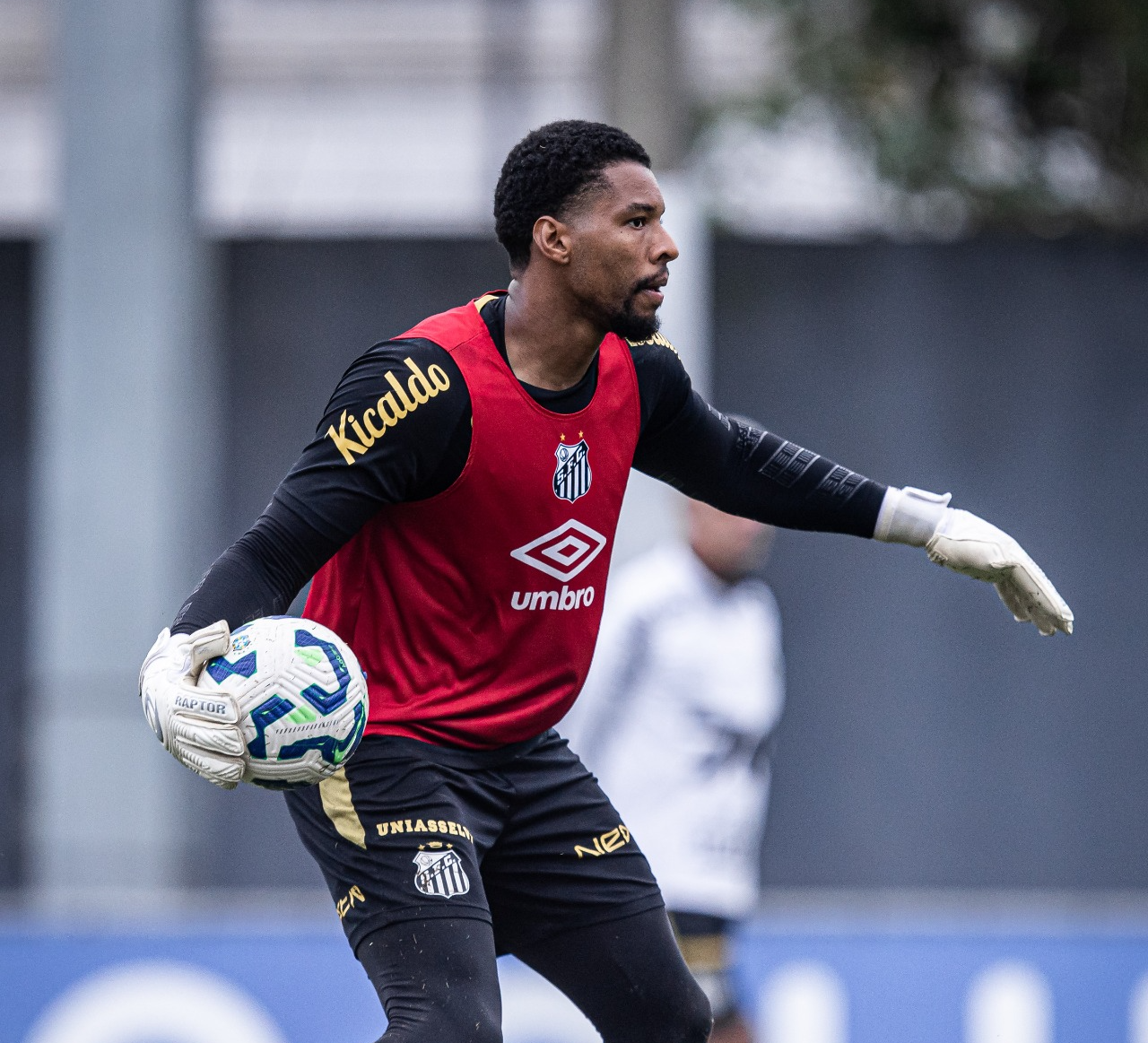 Saiba mais sobre Diógenes, goleiro que pode ser o titular do Santos contra o São Paulo