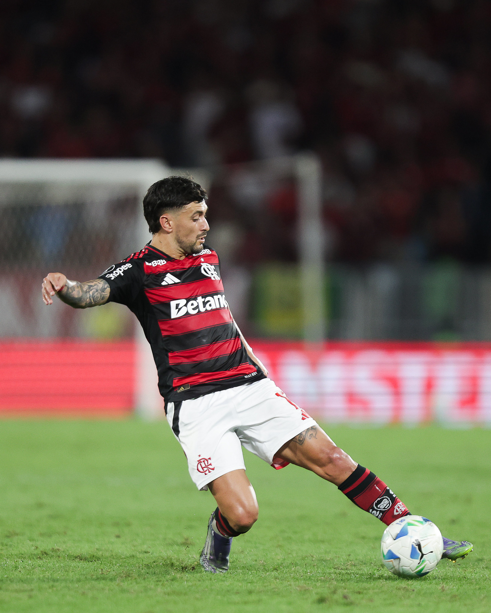 Flamengo e Estudiantes: confira as melhores imagens do duelo na Libertadores