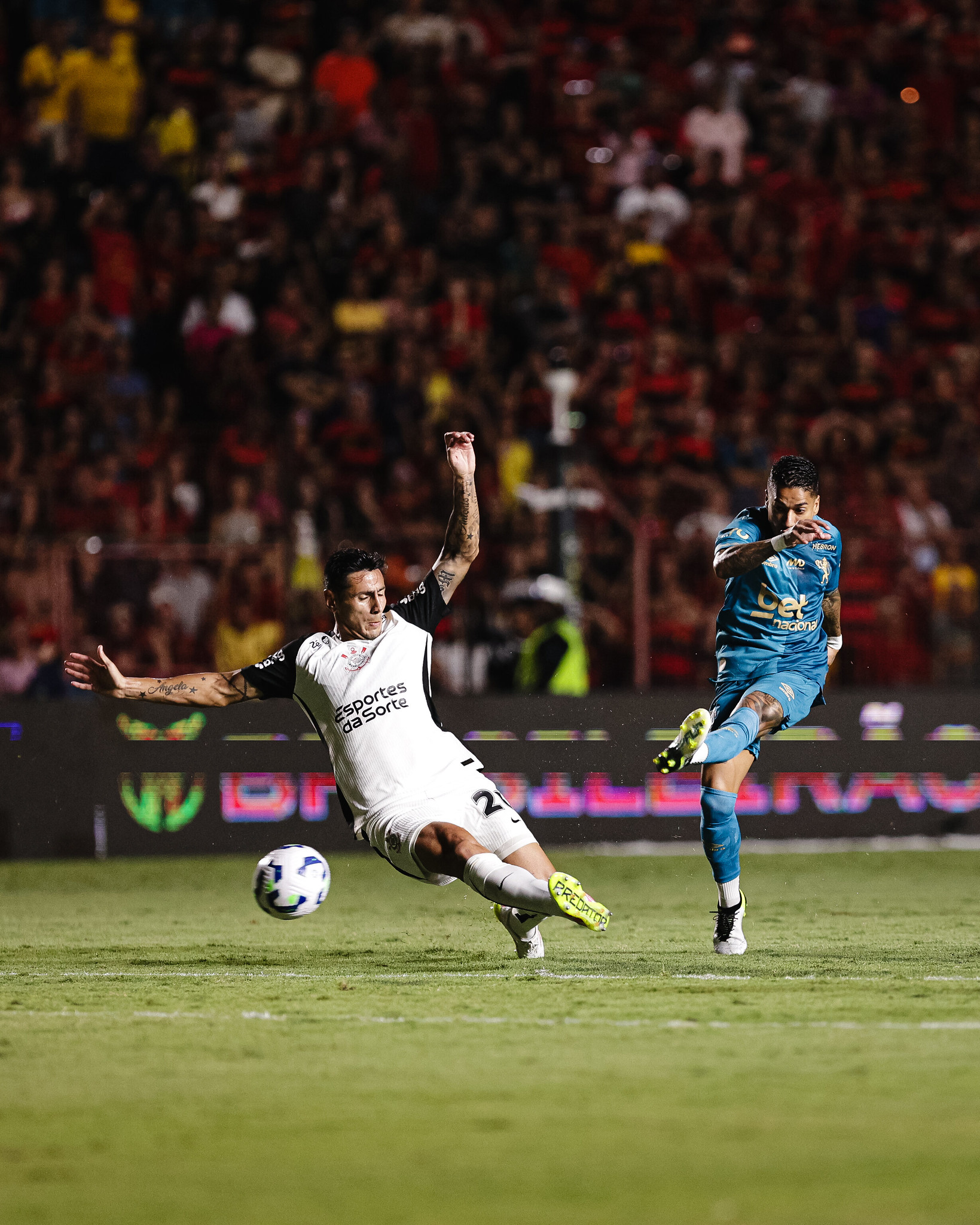 Sport e Corinthians se enfrentam em emocionante duelo pelo Brasileirão