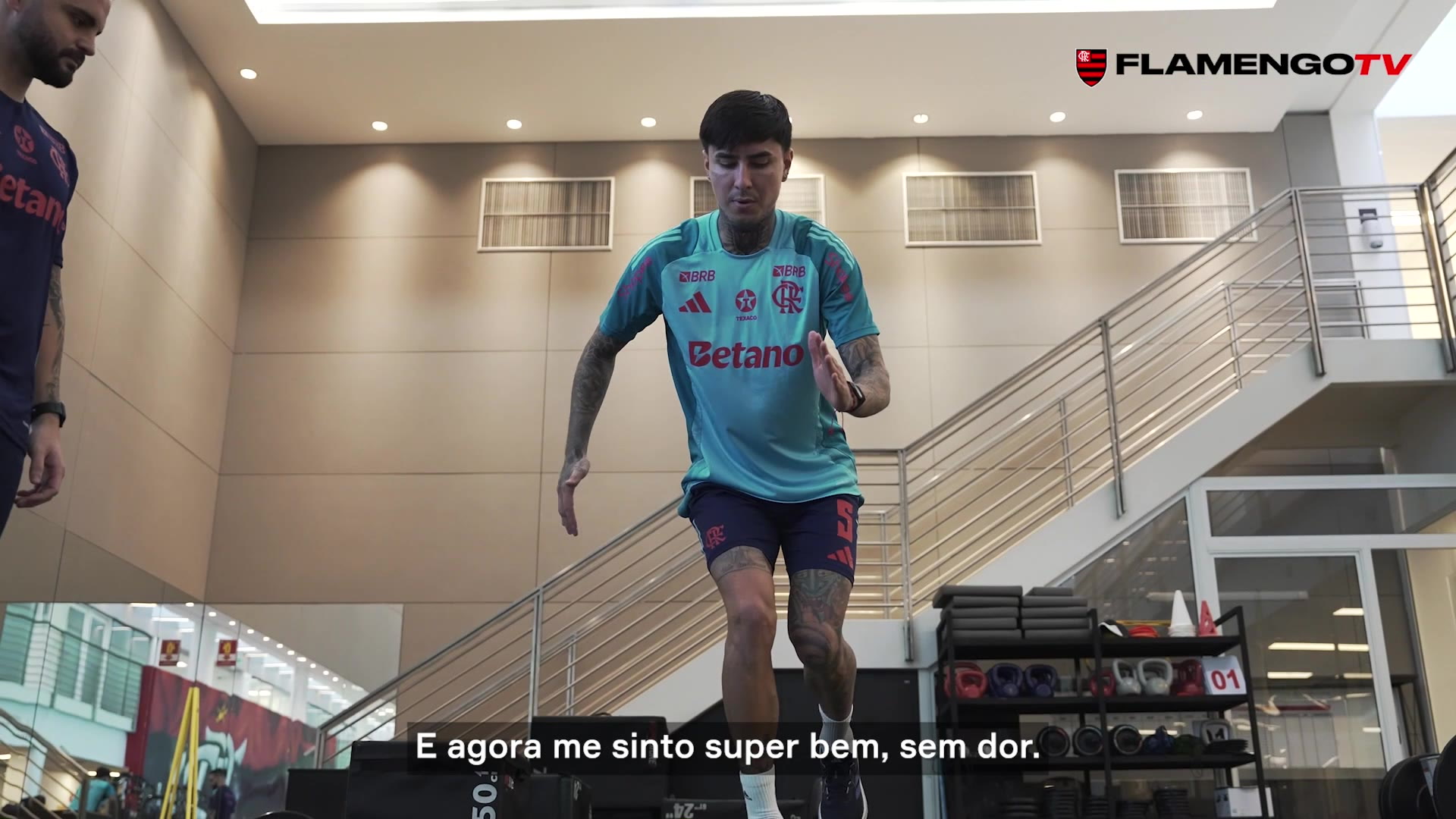 Pulgar se recupera e Flamengo intensifica treinamentos no Ninho do Urubu