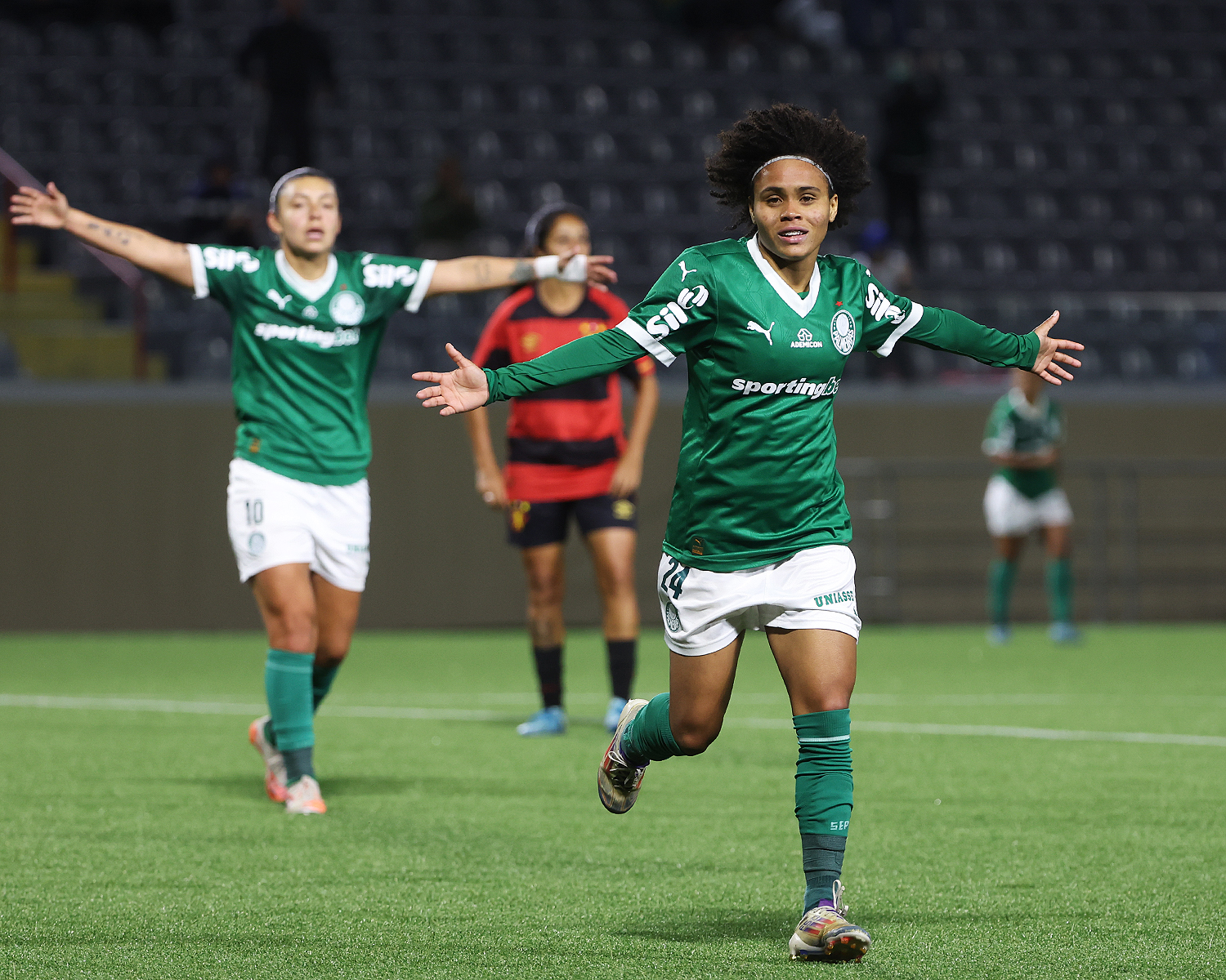 Palmeiras supera Sport com goleada e avança às semifinais da Copa do Brasil feminina