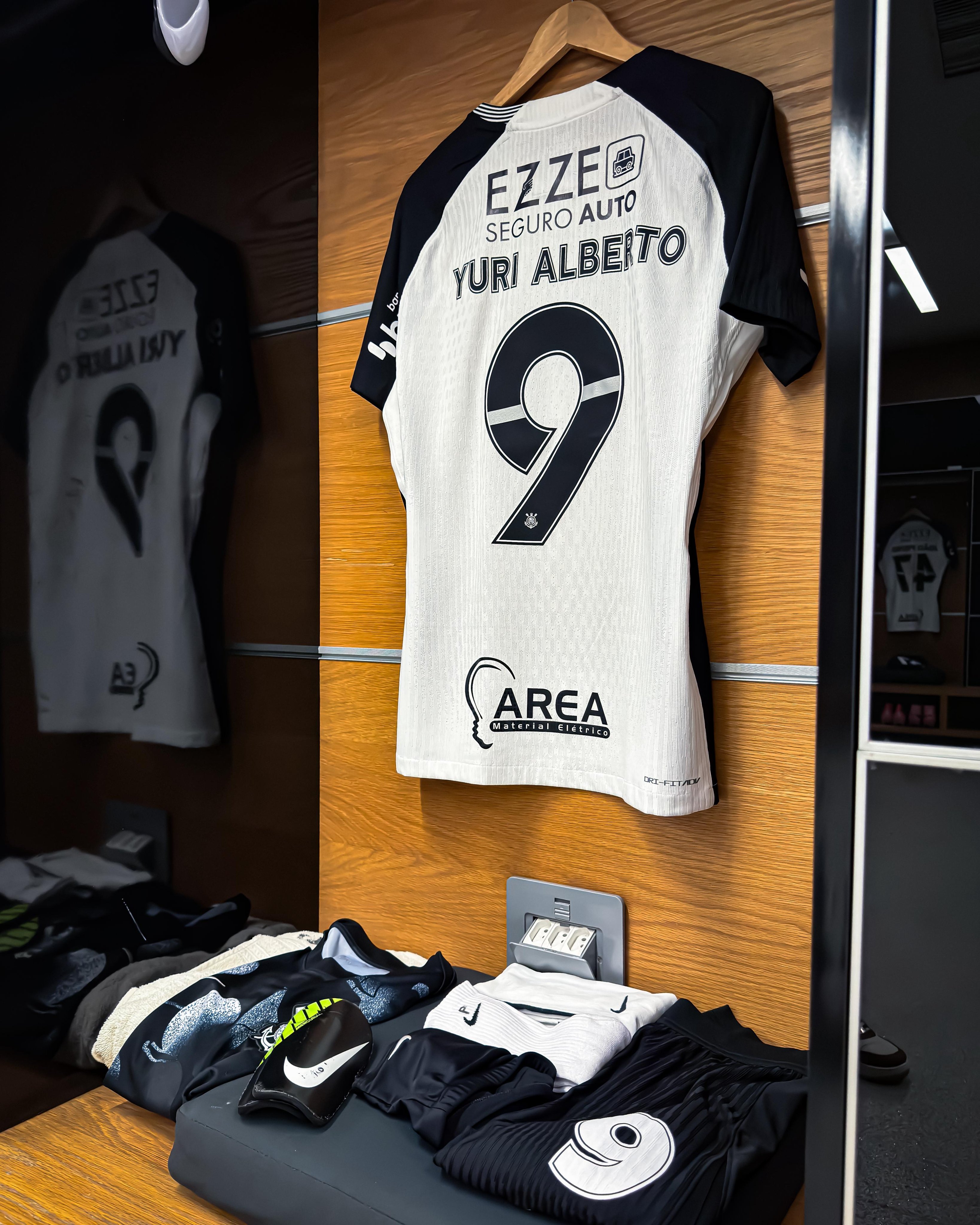 Corinthians contará com laterais reforçados e Yuri no banco contra o Athletico-PR