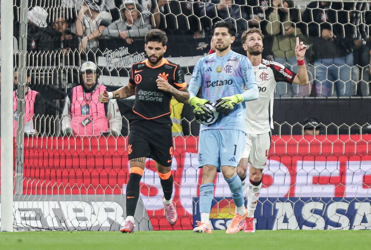 Marcelinho defende Yuri Alberto após polêmica da cavadinha em jogo do Corinthians