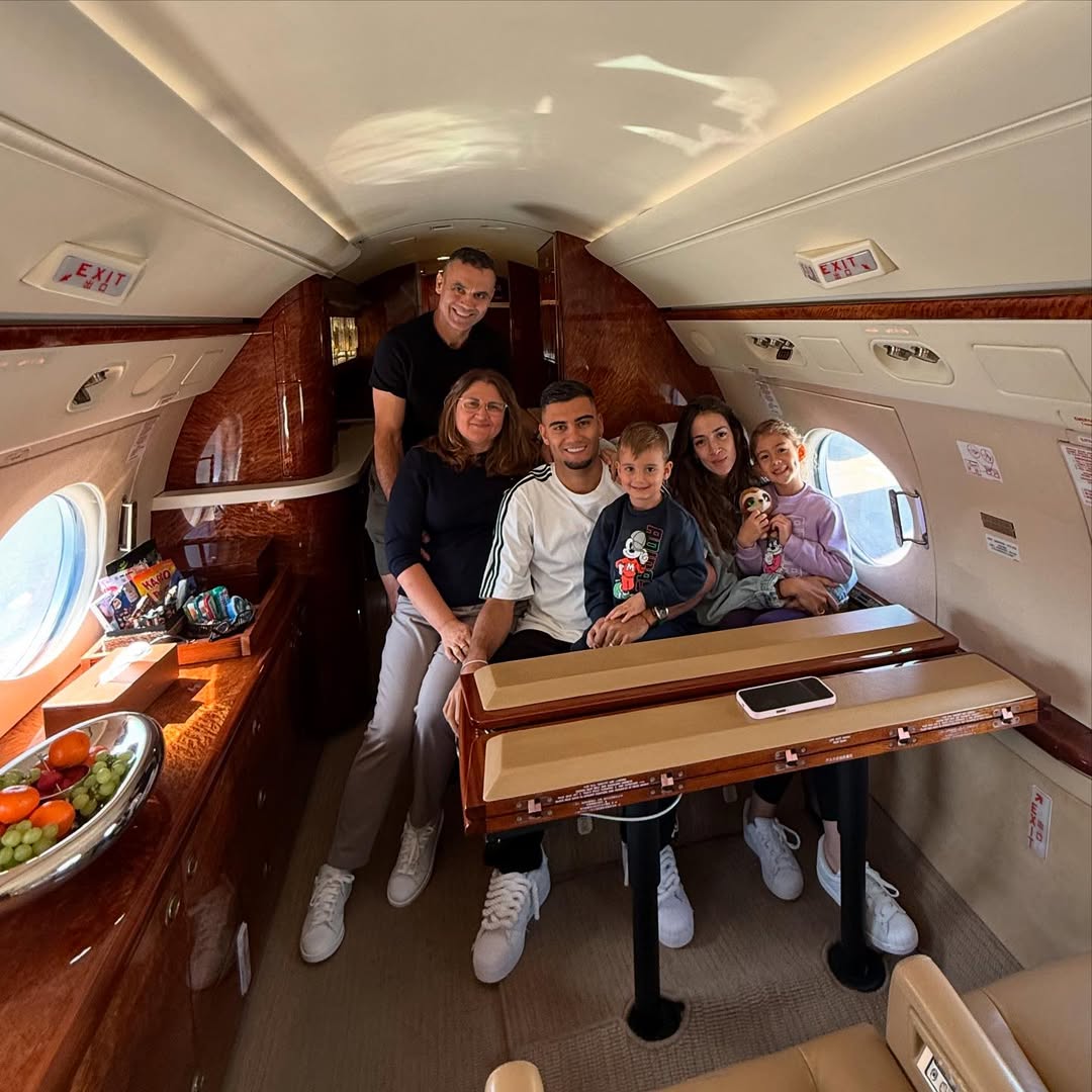 Andreas Pereira viaja ao Brasil para reforçar o Palmeiras na temporada