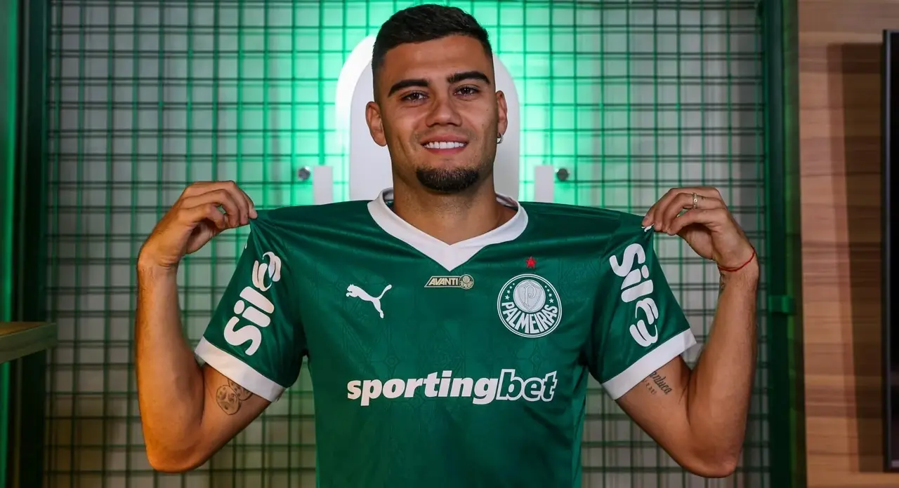 JÁ É TITULAR? Palmeiras contrata Andreas Pereira e tem pressa para a estreia do jogador!
