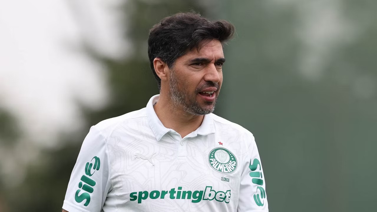 Abel Ferreira tem tempo para planejar confronto contra o Inter na agenda do Palmeiras