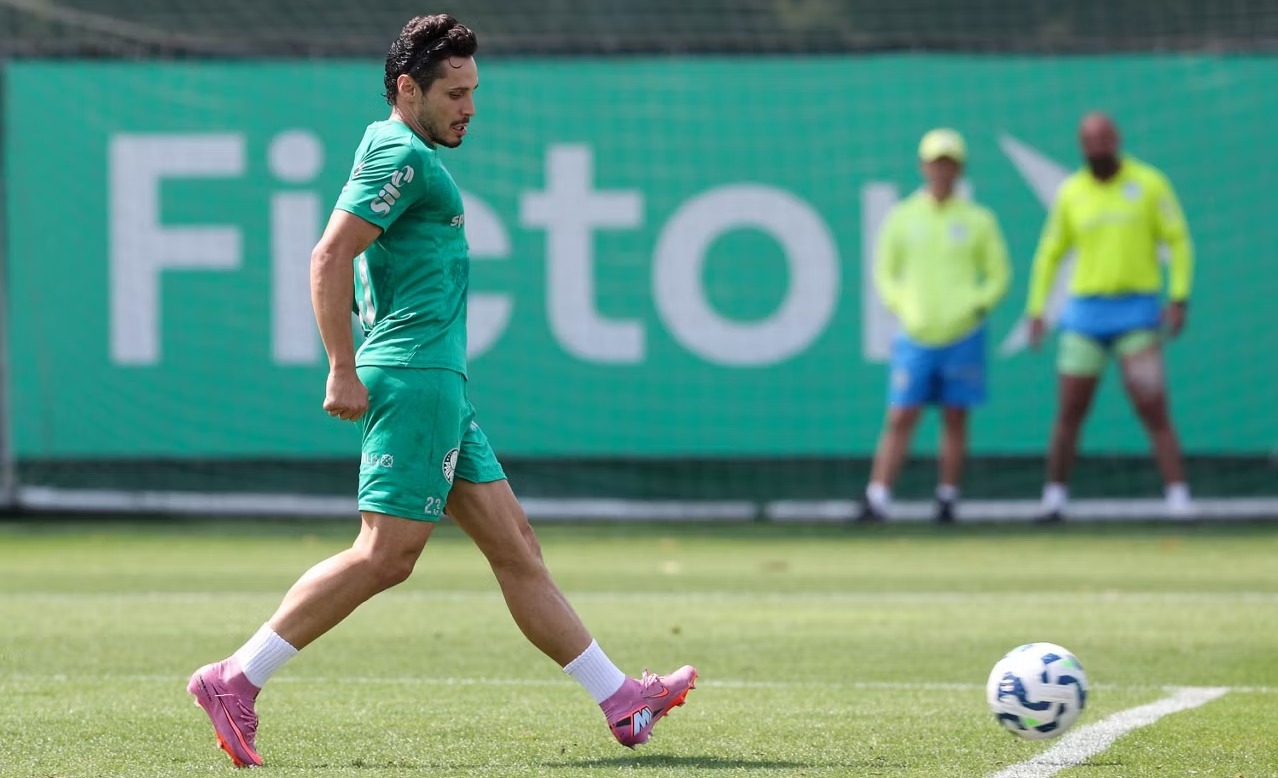 CRAQUE RETORNA DE LESÃO? Estrela retorna sem dores aos treinos.