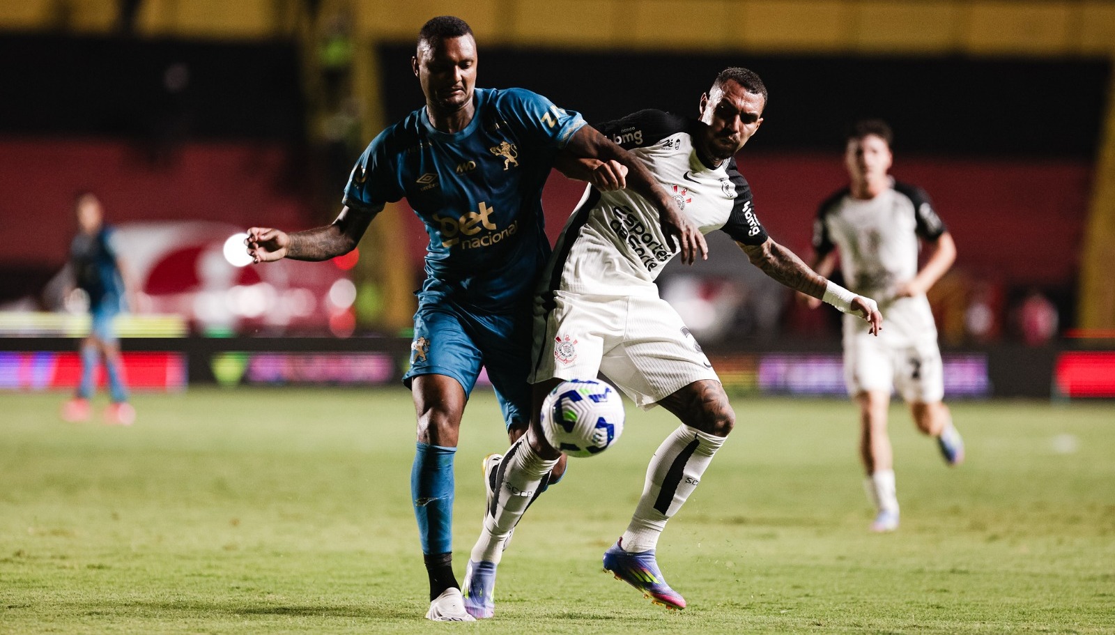 QUAL SUA OPINIÃO? Corinthians revela irregularidades ao enfrentar dificuldades e perder para o lanterna no Brasileiro