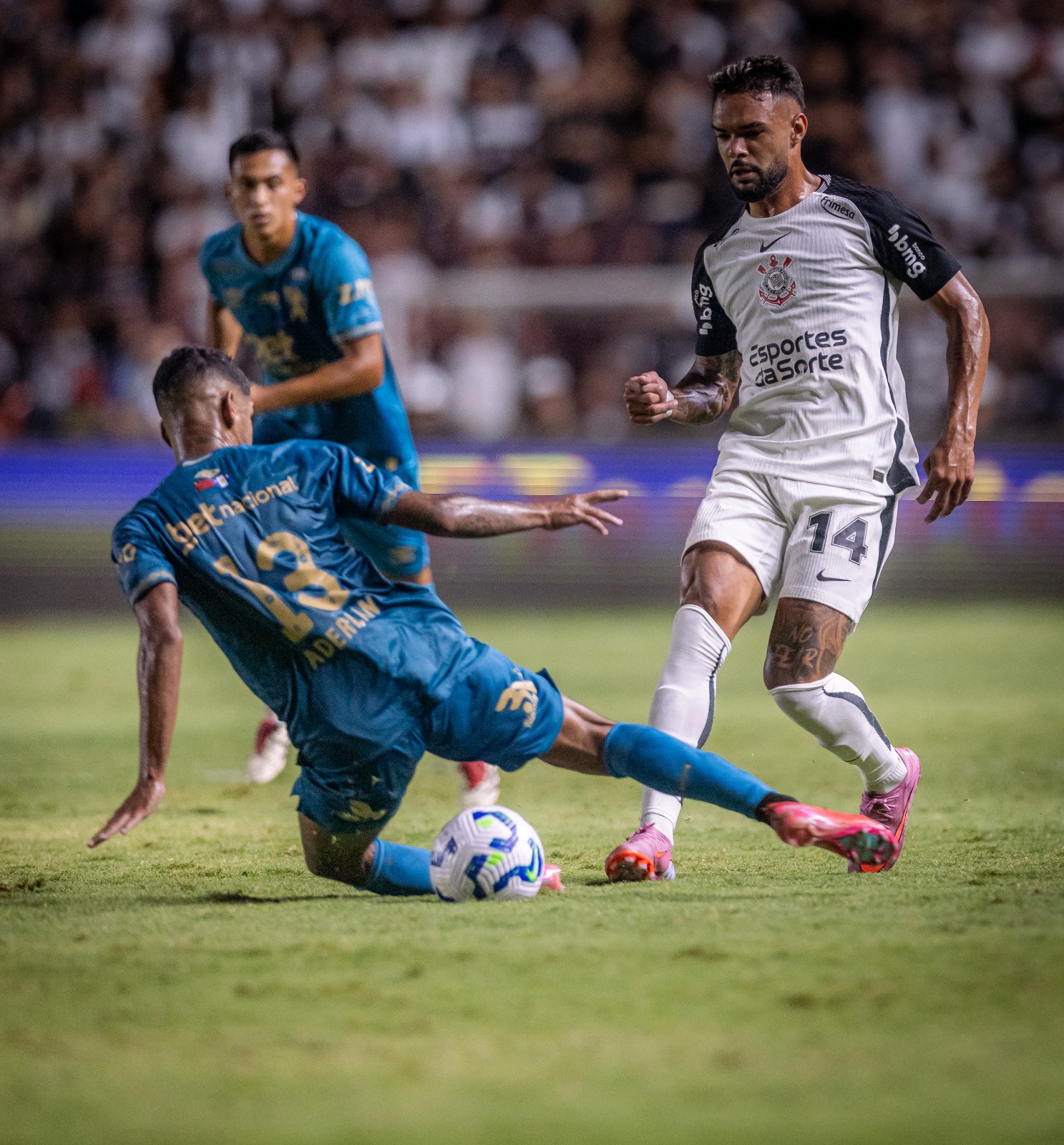 LANCE EXPLICADO? Audio de VAR explica lance de Corinthians e Sport