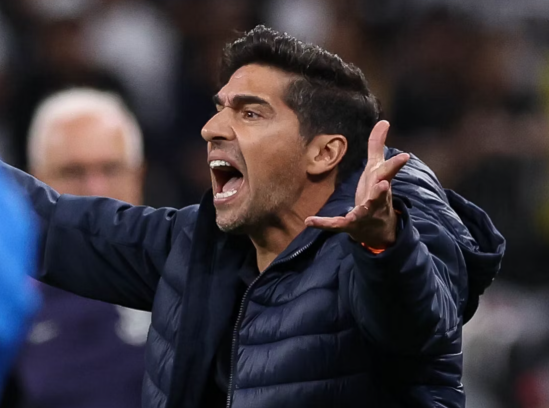 Palmeiras vê chance escapar em Derby e empata com roteiro repetido