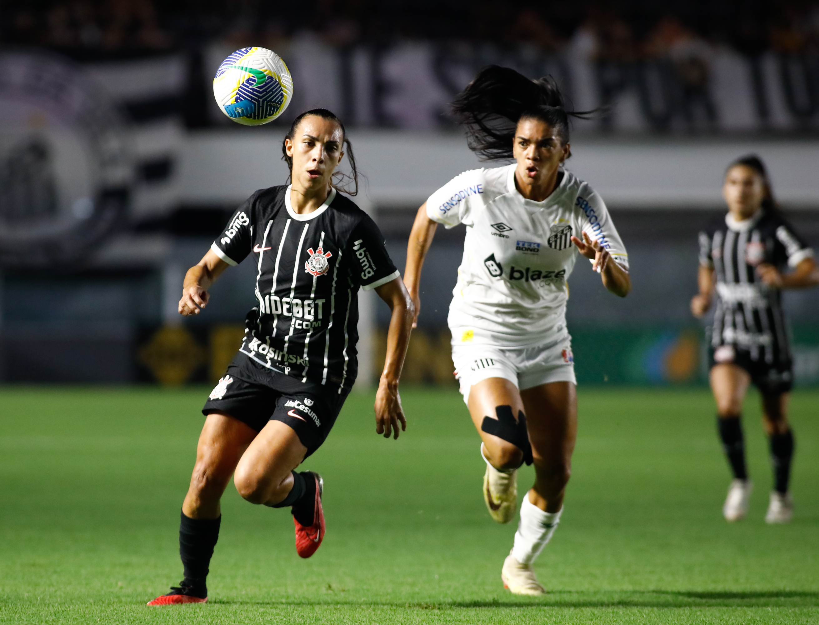 Corinthians e Santos: onde assistir ao clássico do Paulistão feminino