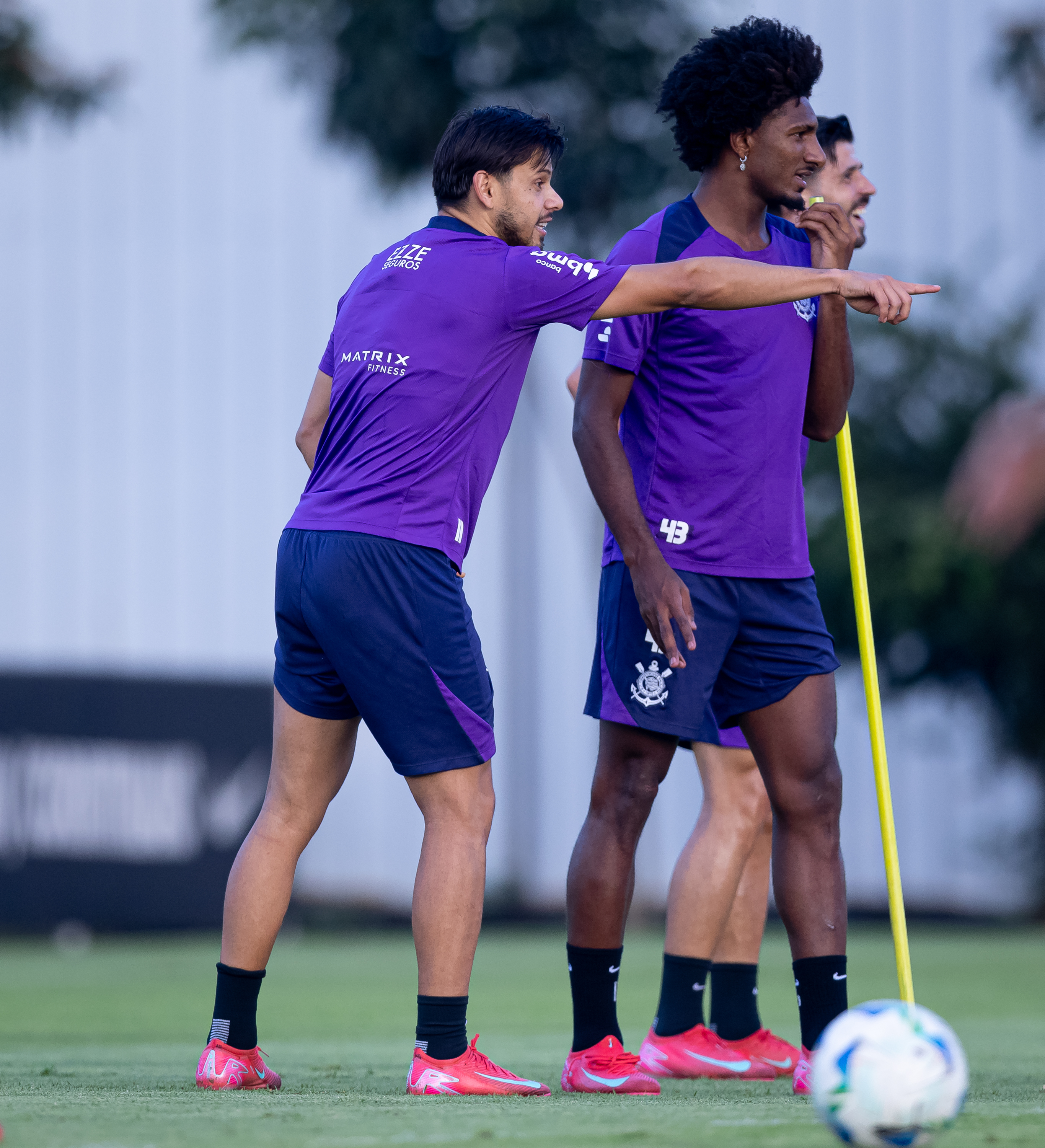 DE SAÍDA? Dupla tem contratos próximos do fim e podem dar adeus ao Corinthians!