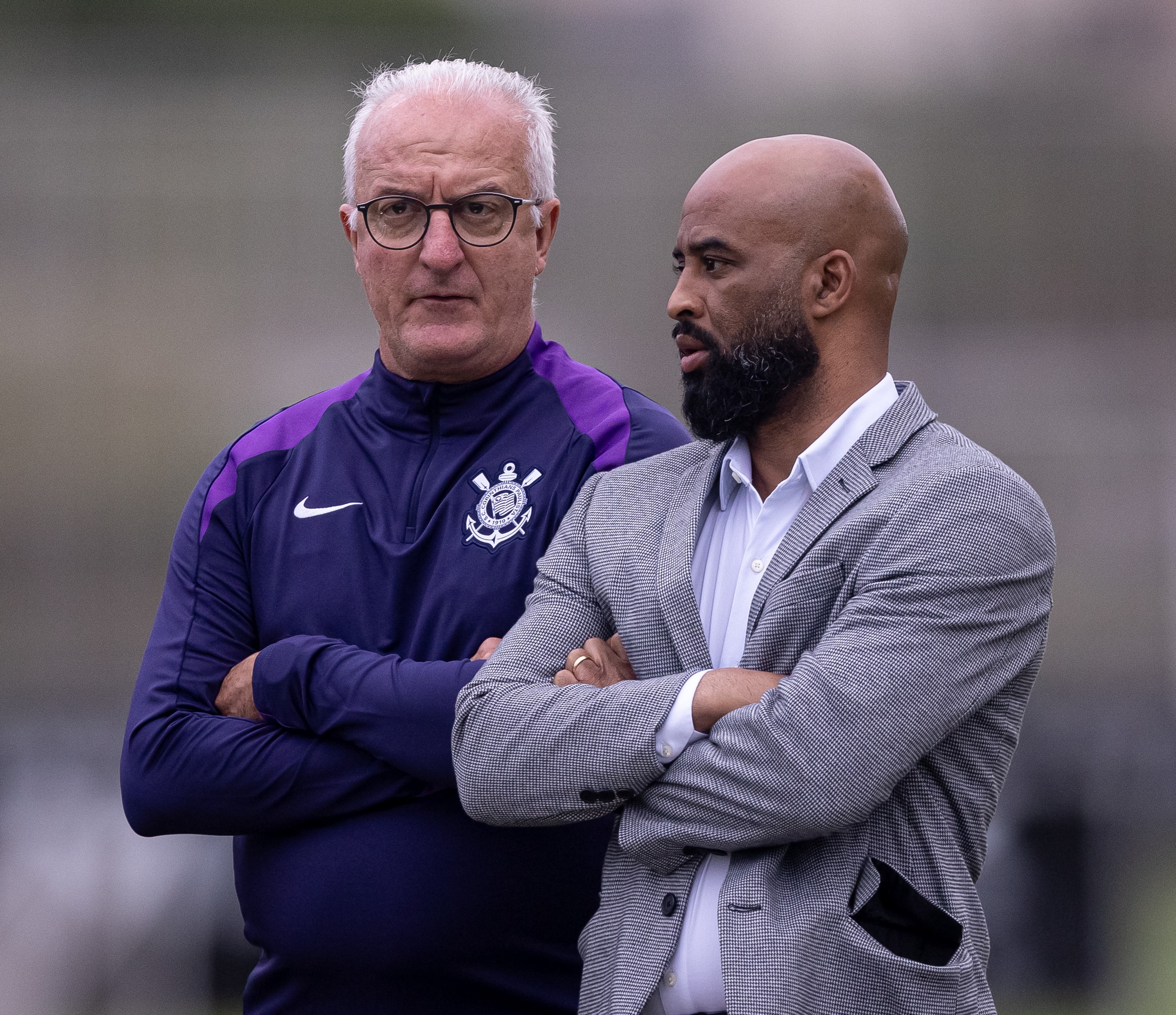 Corinthians comenta sobre janela complicada e dá apoio a Dorival na gestão