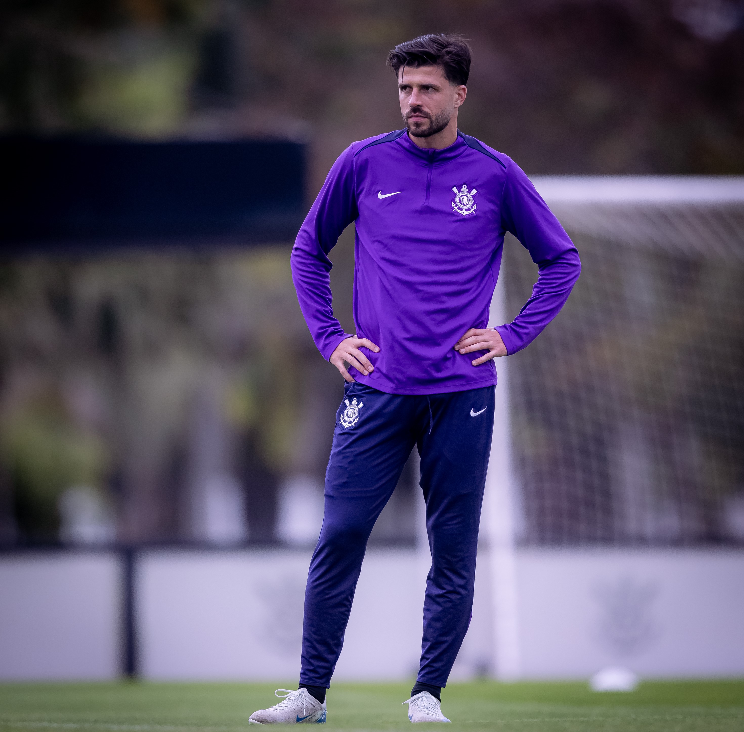 ENCOSTADO NO ELENCO! Corinthians sofre para definir futuro de atacante afastado!